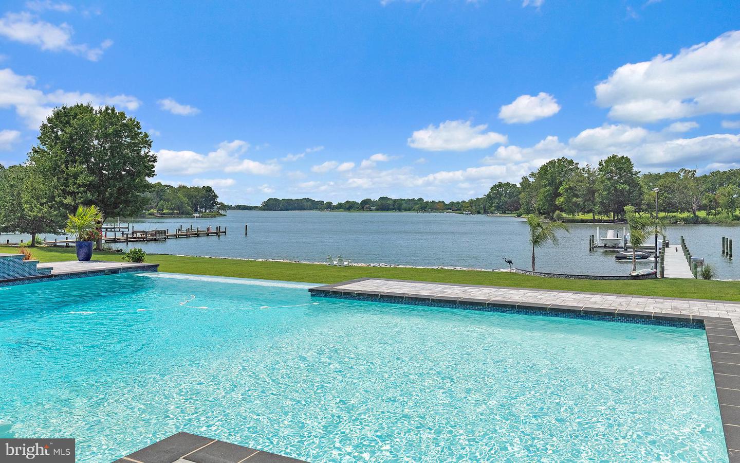 Queenstown, Maryland, 21658, United States, 5 Bedrooms Bedrooms, ,5 BathroomsBathrooms,Residential,For Sale,1907636