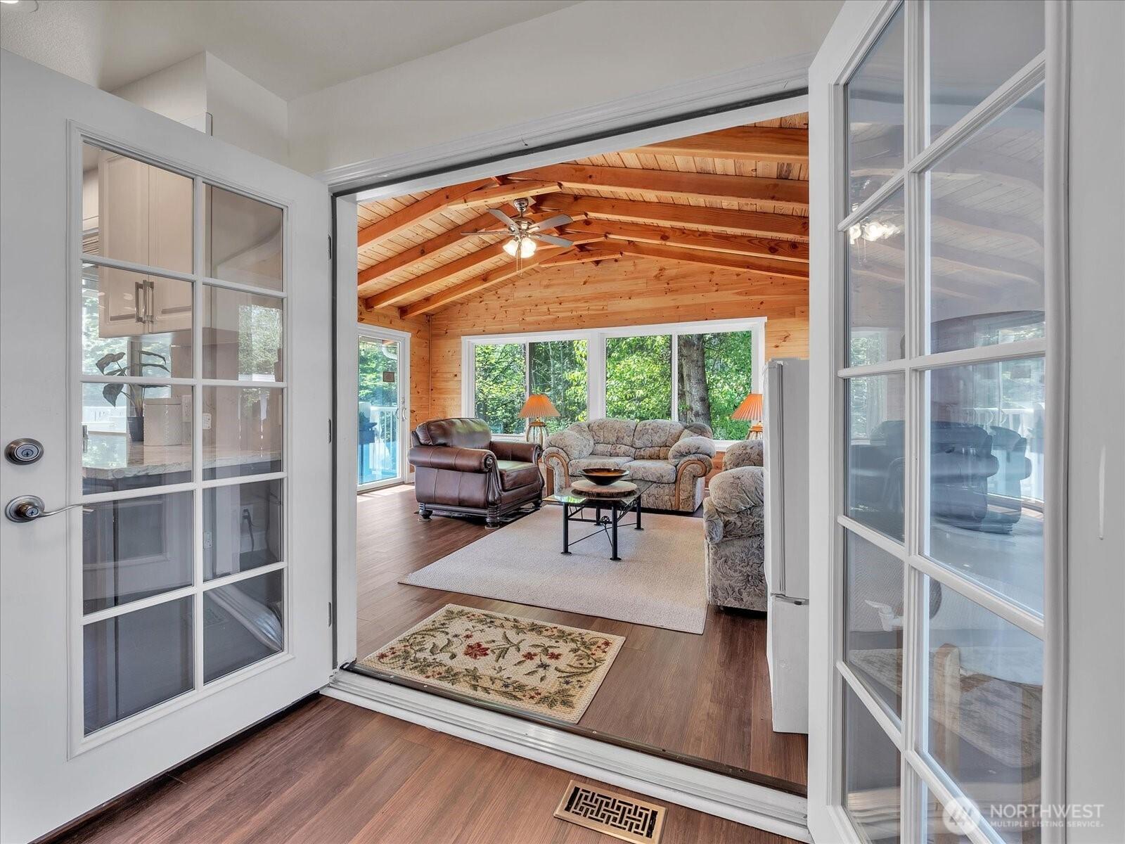 FEDERAL WAY, Washington, 98003, United States, 5 Bedrooms Bedrooms, ,3 BathroomsBathrooms,Residential,For Sale,1876499
