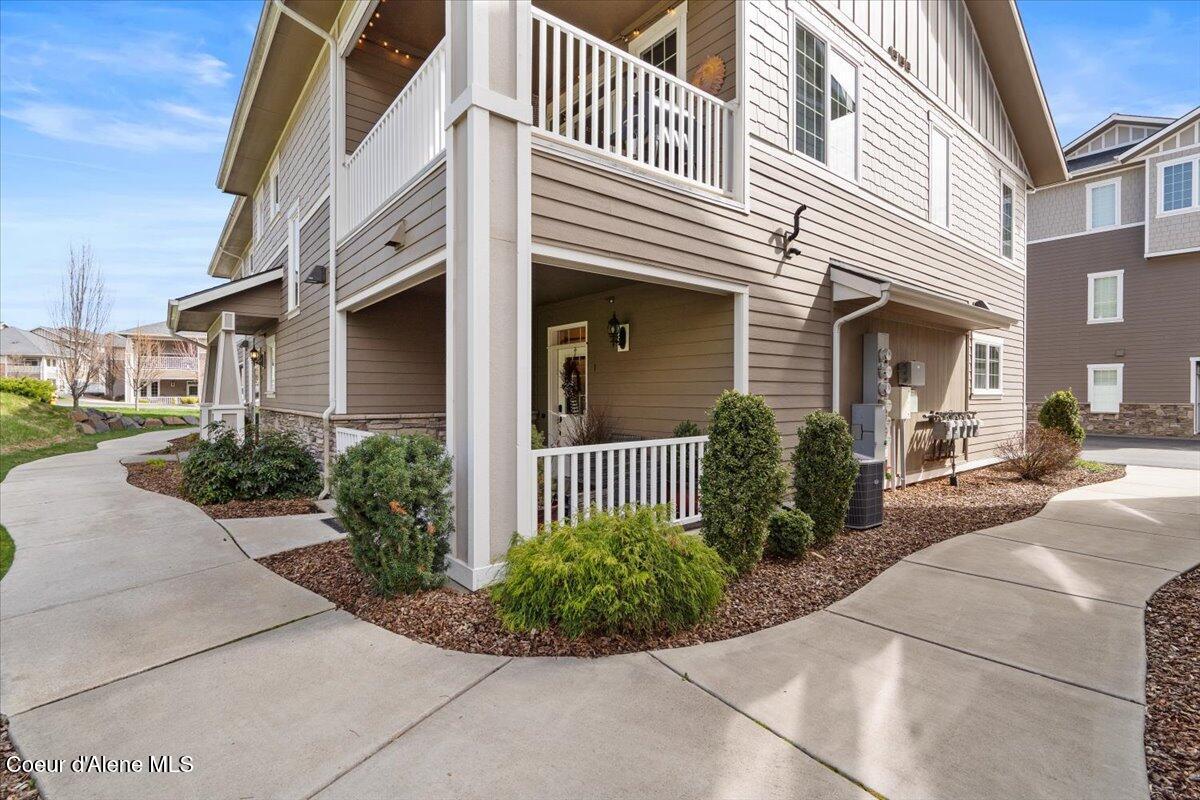 Coeur D'alene, Idaho, 83814, United States, 2 Bedrooms Bedrooms, ,1 BathroomBathrooms,Residential,For Sale,1761897