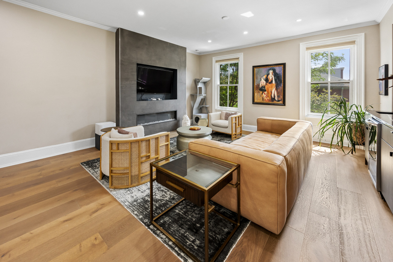 Philadelphia, Pennsylvania, 19130, United States, 5 Bedrooms Bedrooms, ,6 BathroomsBathrooms,Residential,For Sale,1977260