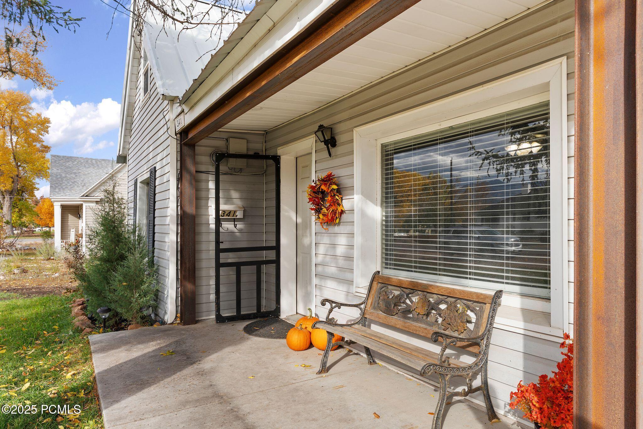 Heber City, Utah, 84032, United States, 3 Bedrooms Bedrooms, ,1 BathroomBathrooms,Residential,For Sale,1989612