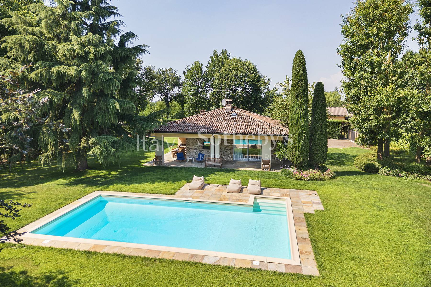  Villa with swimming pool and private woodland in the Trebbia Valley, south of - 物件實景