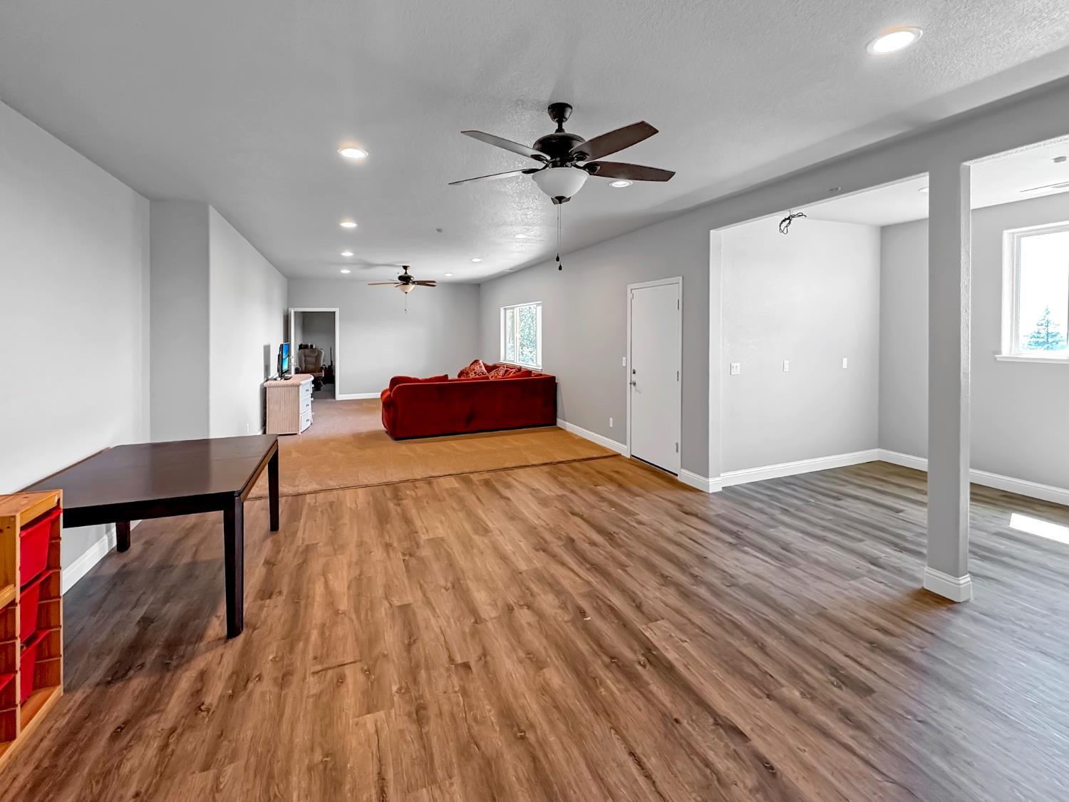 Grass Valley, California, 95949, United States, 4 Bedrooms Bedrooms, ,4 BathroomsBathrooms,Residential,For Sale,1984311