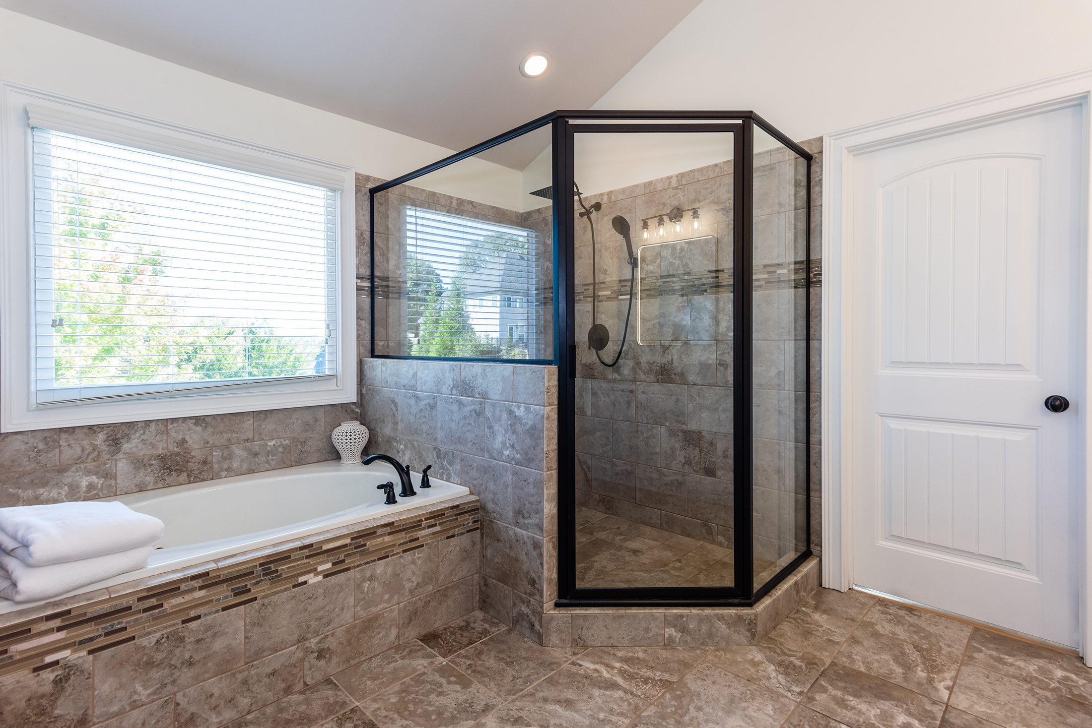 Sophisticated Style Meets Exceptional Comfort in Suwanee - 物件實景