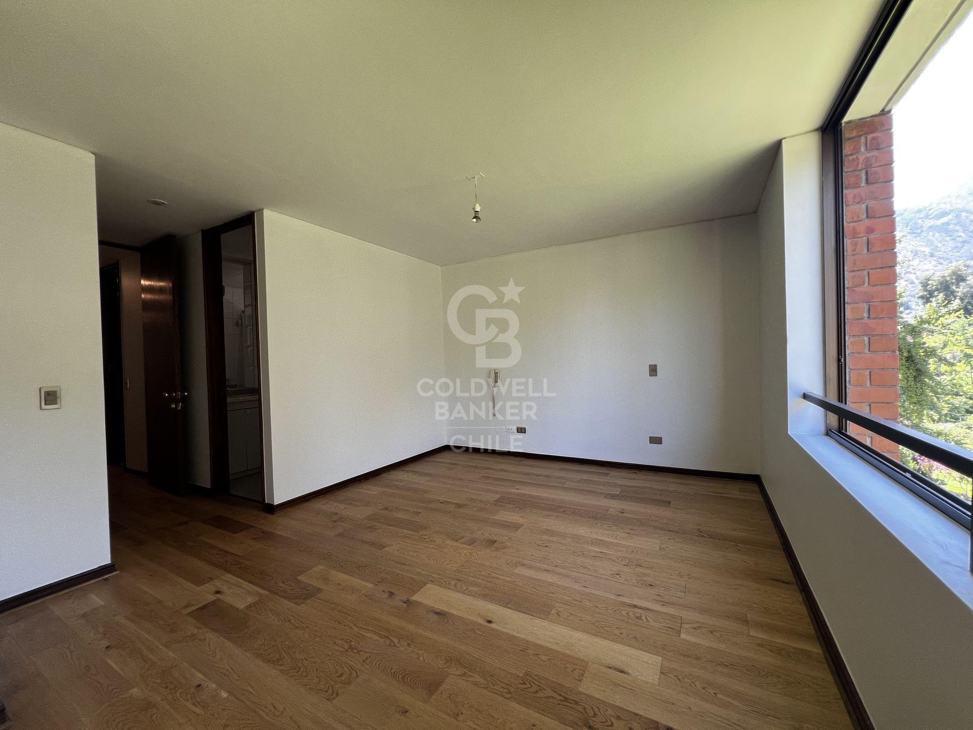 Vitacura, Chile, 4 Bedrooms Bedrooms, ,5 BathroomsBathrooms,Residential,For Sale,1767122