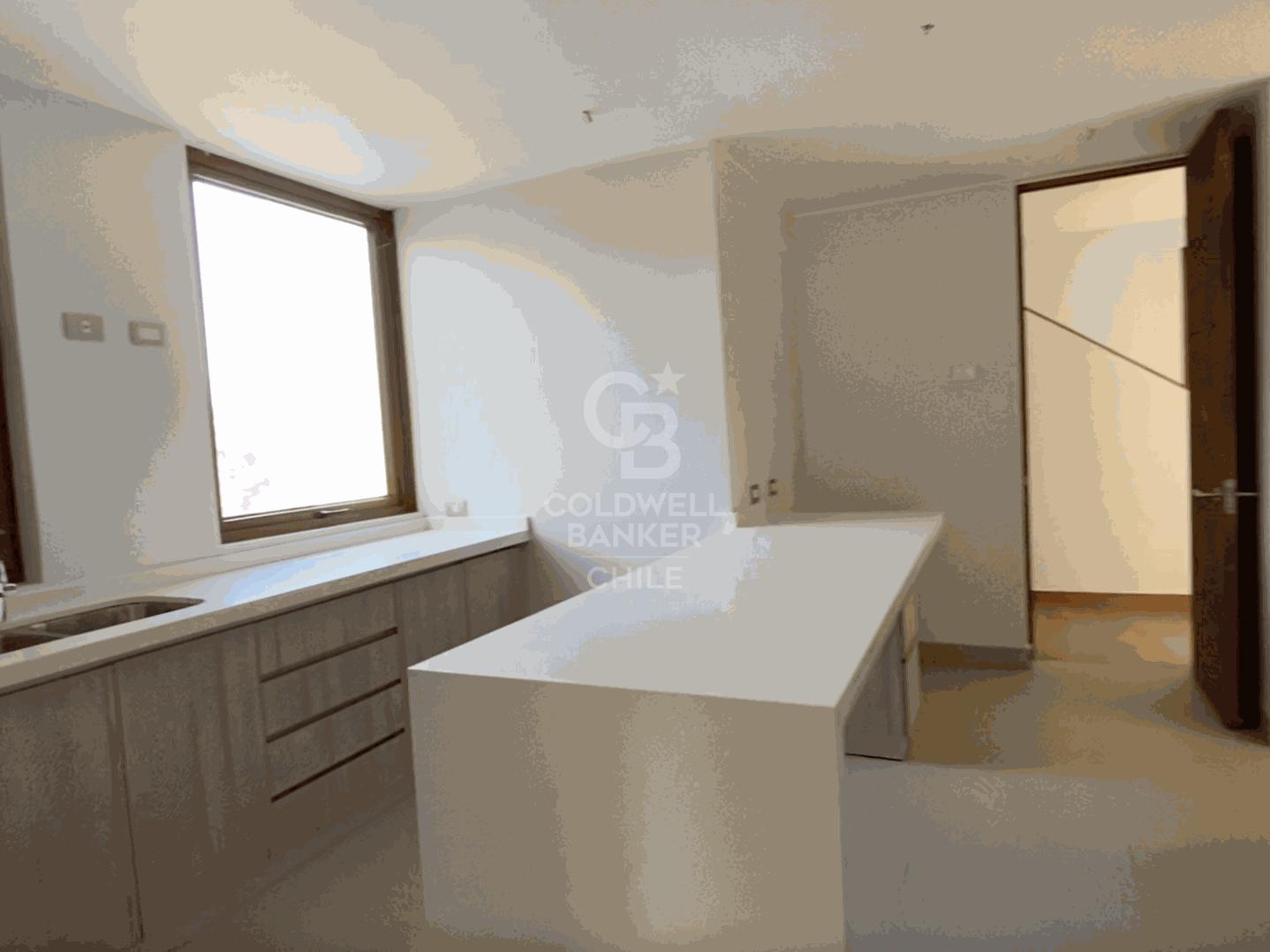 La Reina, Chile, 5 Bedrooms Bedrooms, ,5 BathroomsBathrooms,Residential,For Sale,1699390