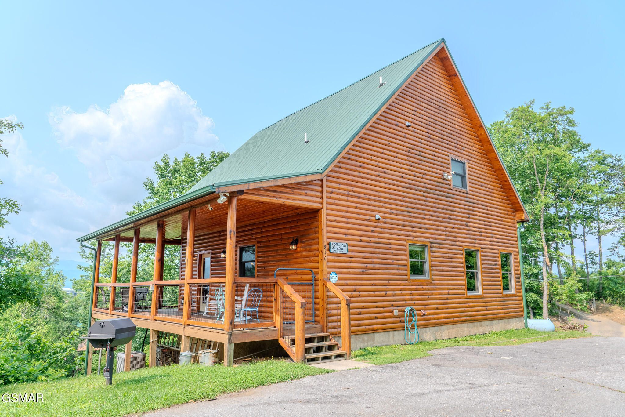 Gatlinburg, Tennessee, 37738, United States, 2 Bedrooms Bedrooms, ,2 BathroomsBathrooms,Residential,For Sale,1846238