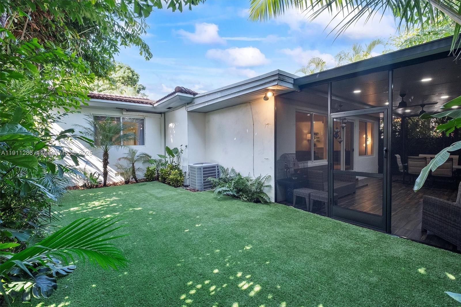 Surfside, Florida, 33154, United States, 3 Bedrooms Bedrooms, ,2 BathroomsBathrooms,Residential,For Sale,1991732