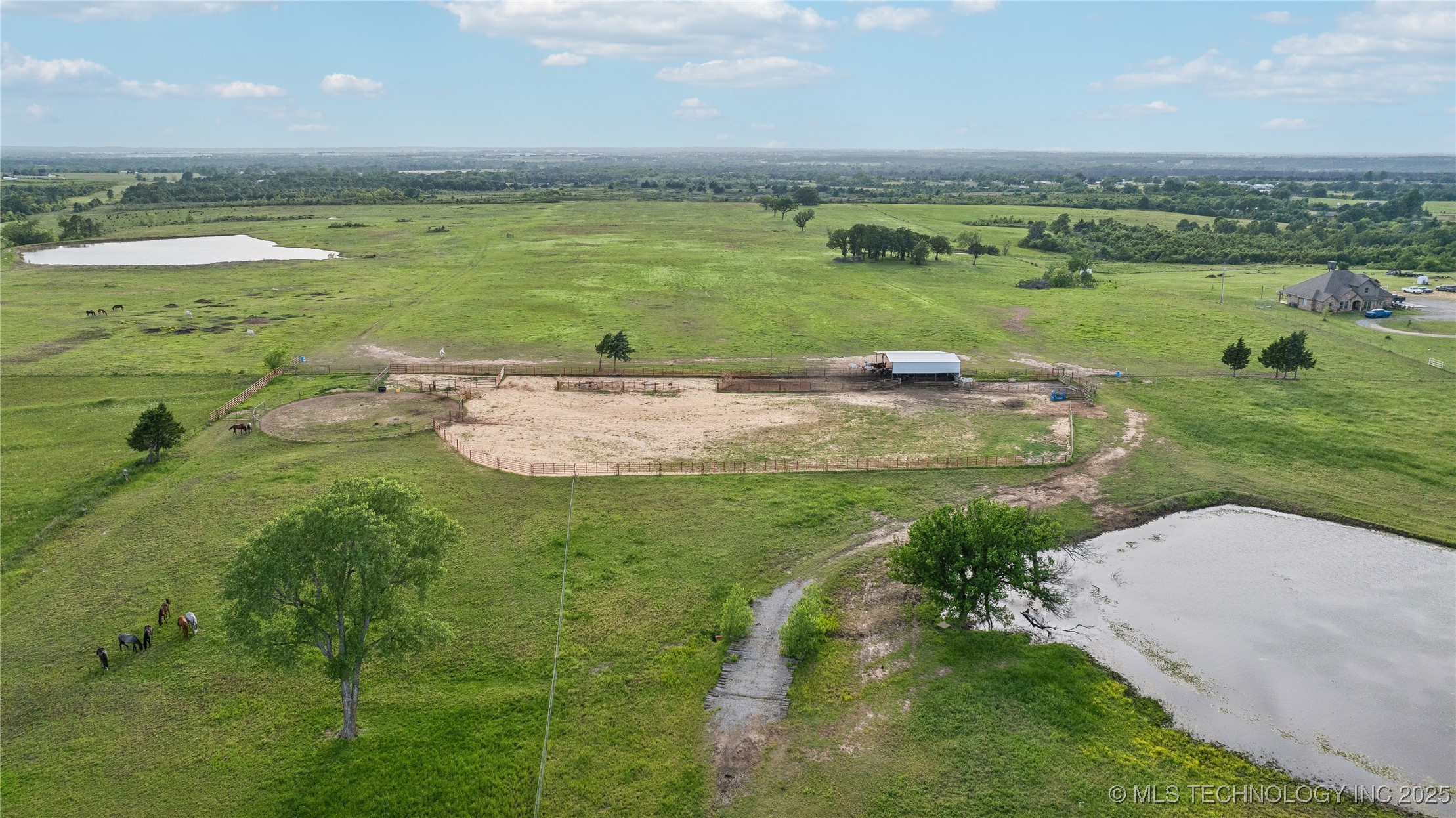 Cushing, Oklahoma, 74023, United States, 1 Bedroom Bedrooms, ,2 BathroomsBathrooms,Residential,For Sale,1840367