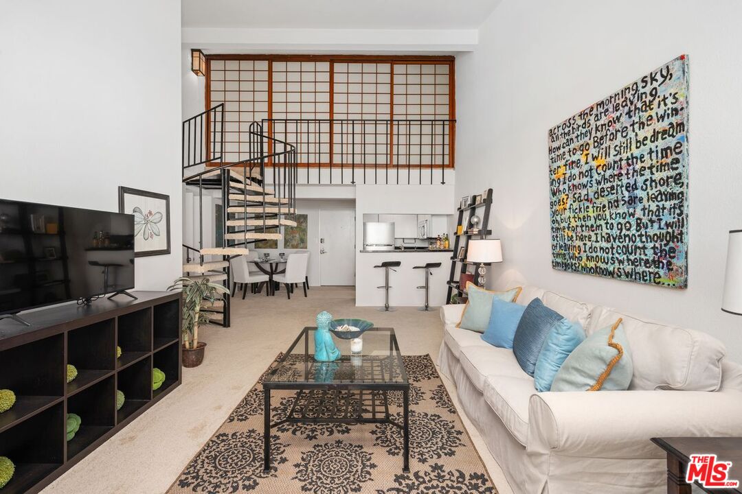 Los Angeles, California, 90024, United States, 2 Bedrooms Bedrooms, ,1 BathroomBathrooms,Residential,For Sale,1948814