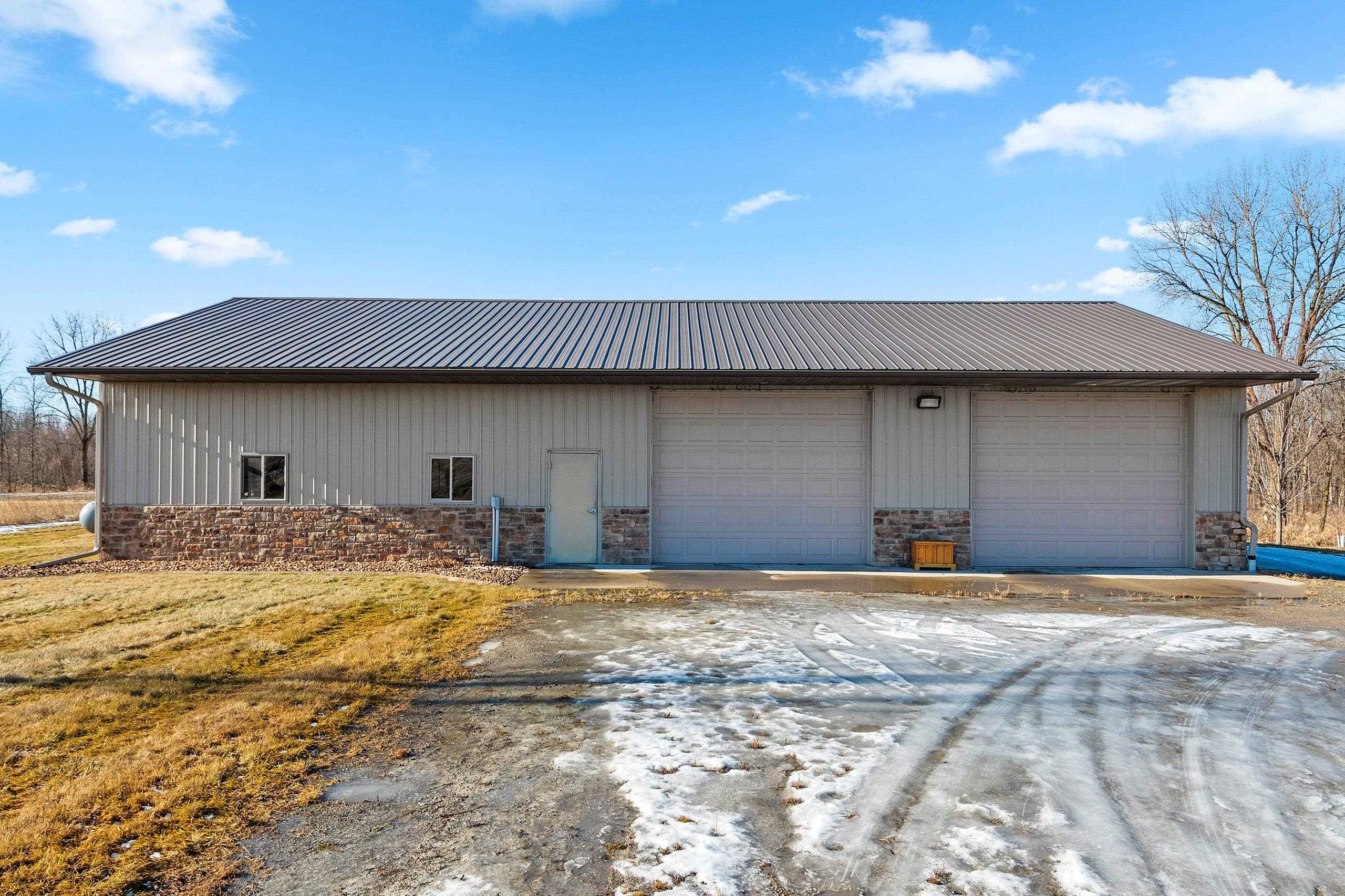 Black Creek, Wisconsin, 54106, United States, 4 Bedrooms Bedrooms, ,4 BathroomsBathrooms,Residential,For Sale,2009234