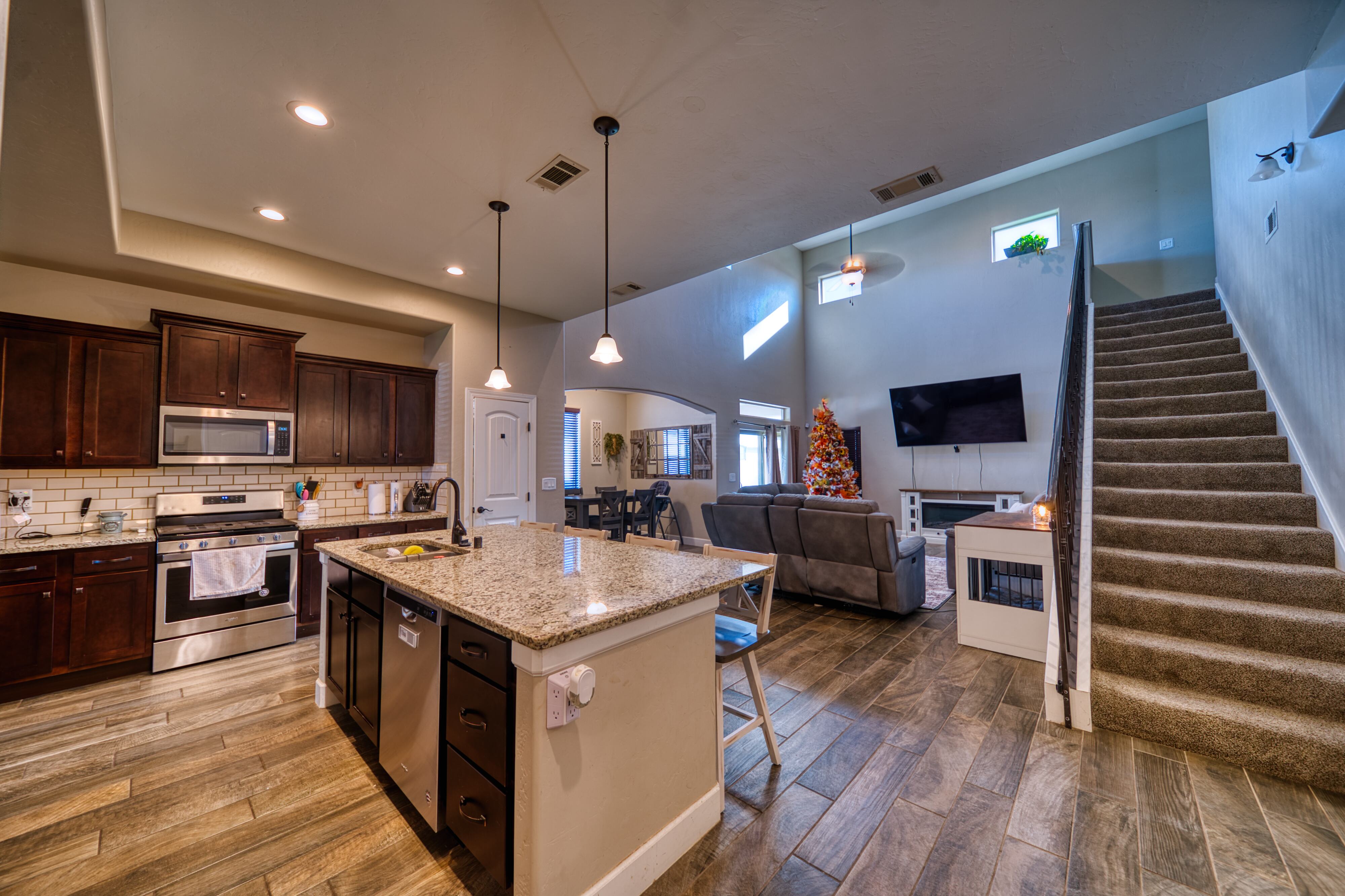 Carlsbad, New Mexico, 88220, United States, 4 Bedrooms Bedrooms, ,3 BathroomsBathrooms,Residential,For Sale,1975049