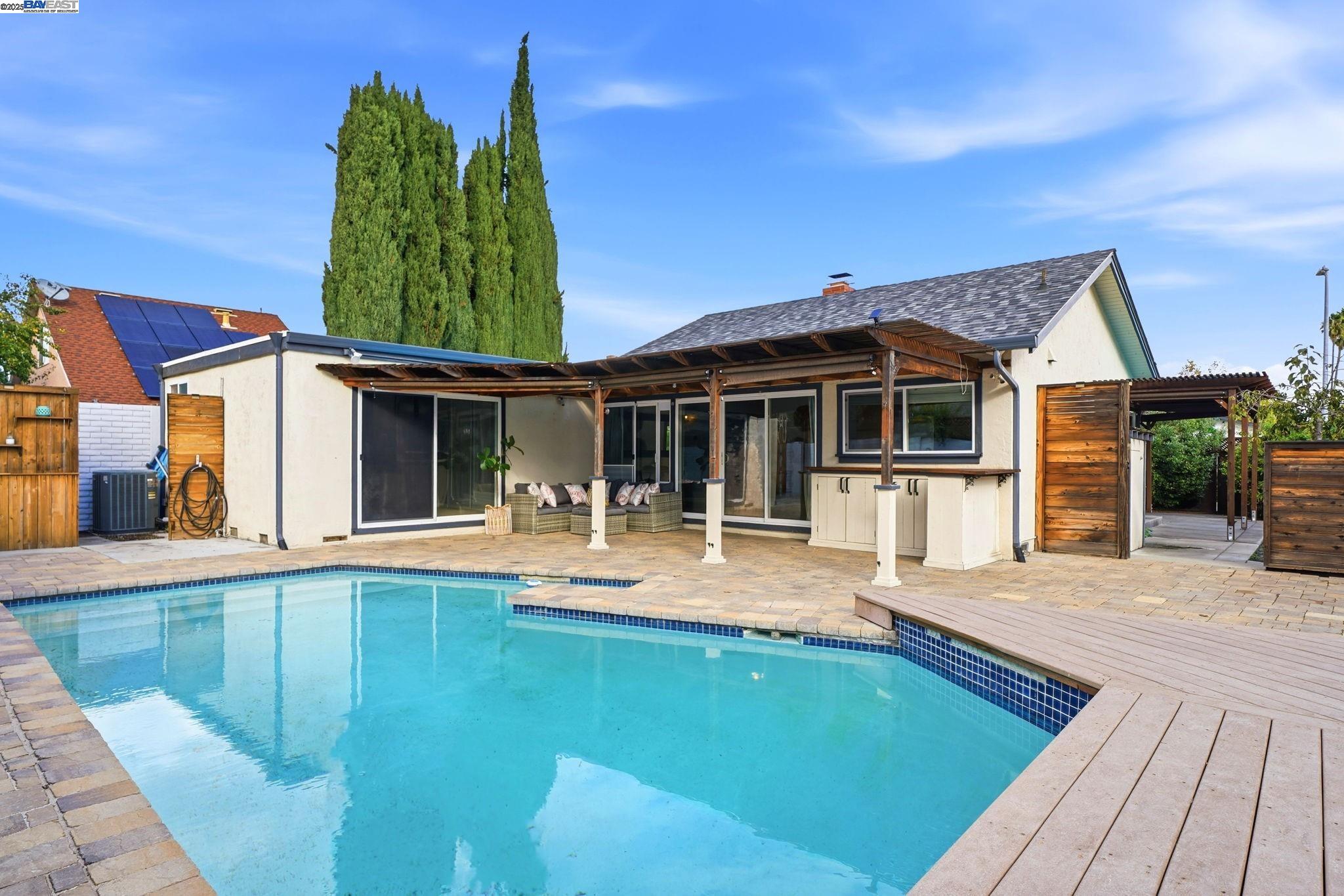 Livermore, California, 94551, United States, 3 Bedrooms Bedrooms, ,2 BathroomsBathrooms,Residential,For Sale,1992921