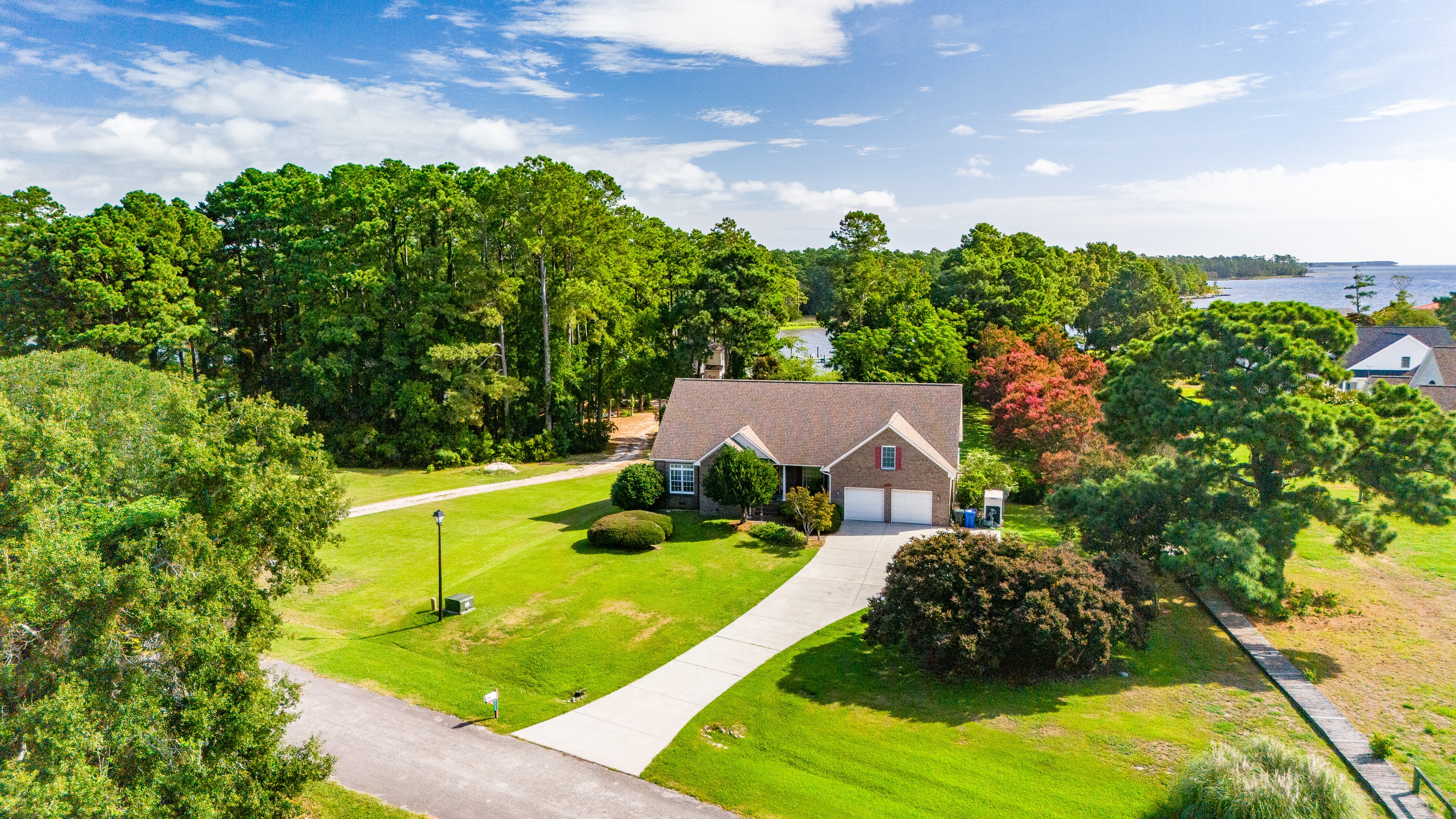 Oriental, North Carolina, 28571, United States, 3 Bedrooms Bedrooms, ,3 BathroomsBathrooms,Residential,For Sale,1979127