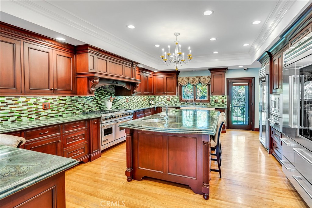 San Marino, California, 91108, United States, 5 Bedrooms Bedrooms, ,6 BathroomsBathrooms,Residential,For Sale,1686890