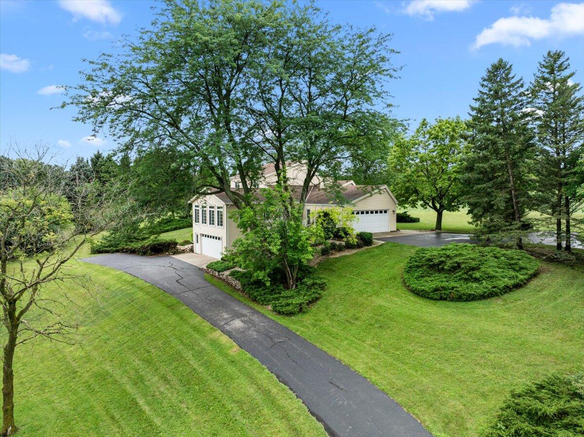 West Bend, Wisconsin, 53095, United States, 3 Bedrooms Bedrooms, ,2 BathroomsBathrooms,Residential,For Sale,1917208