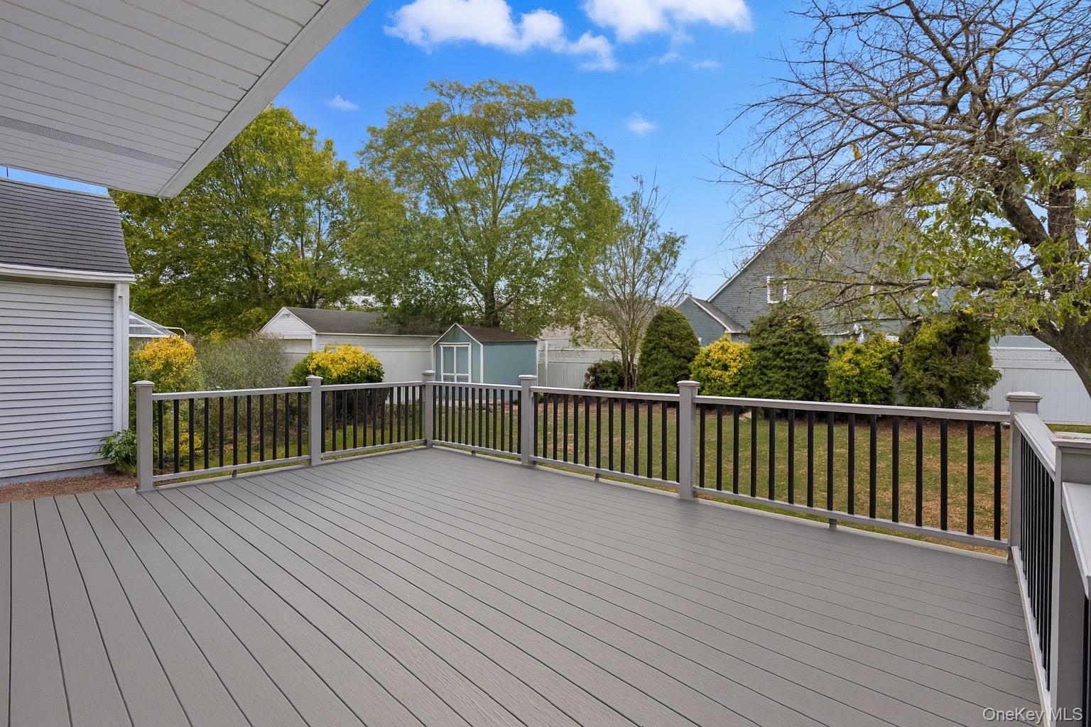 Lindenhurst, New York, 11757, United States, 3 Bedrooms Bedrooms, ,1 BathroomBathrooms,Residential,For Sale,1963707