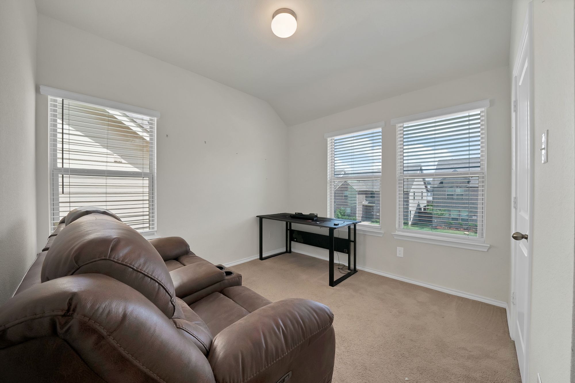  422 Milverton Drive, Fort Worth, TX, 76036 - 物件實景
