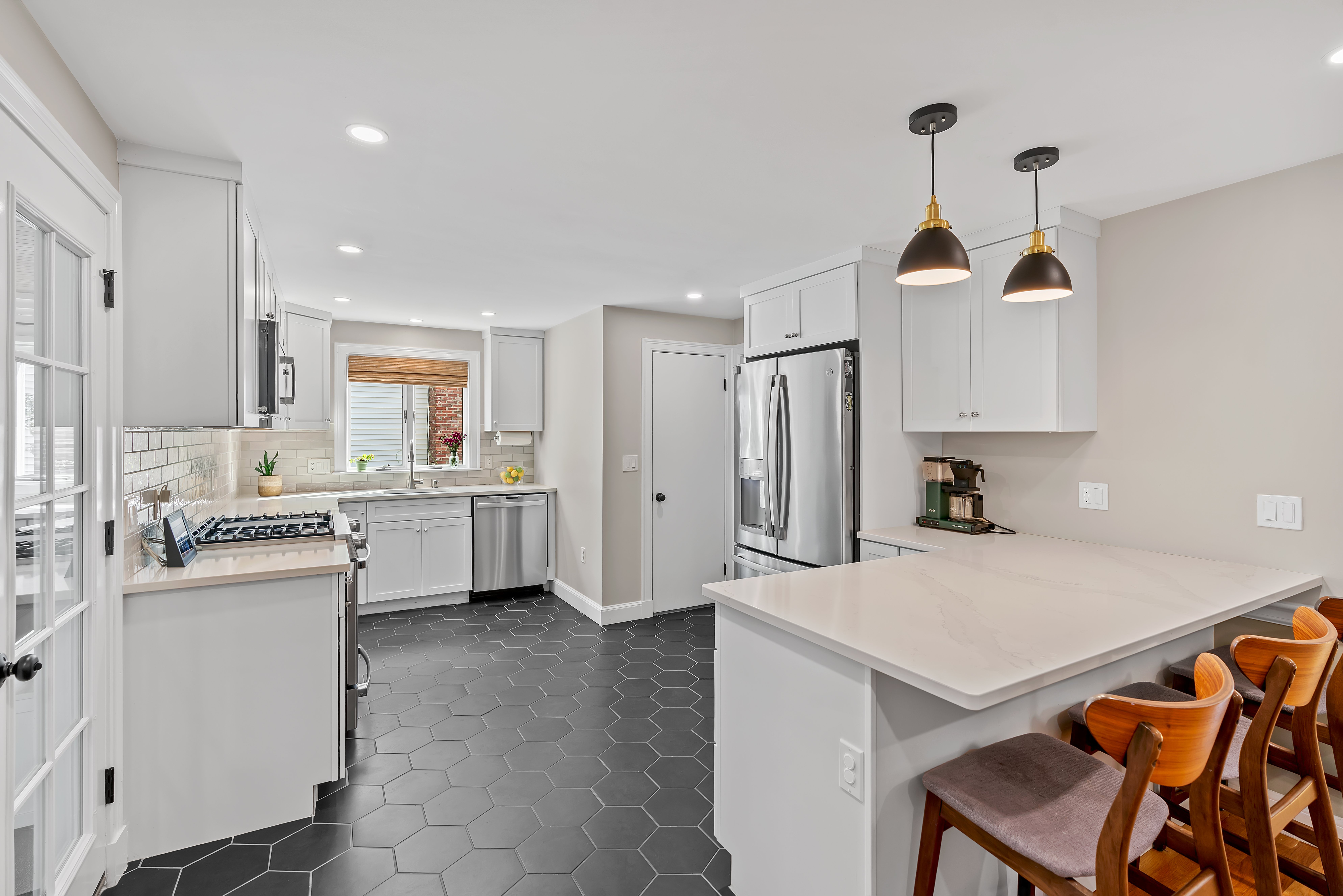  17 Keane Road, Boston, MA, 02132 - 物件實景