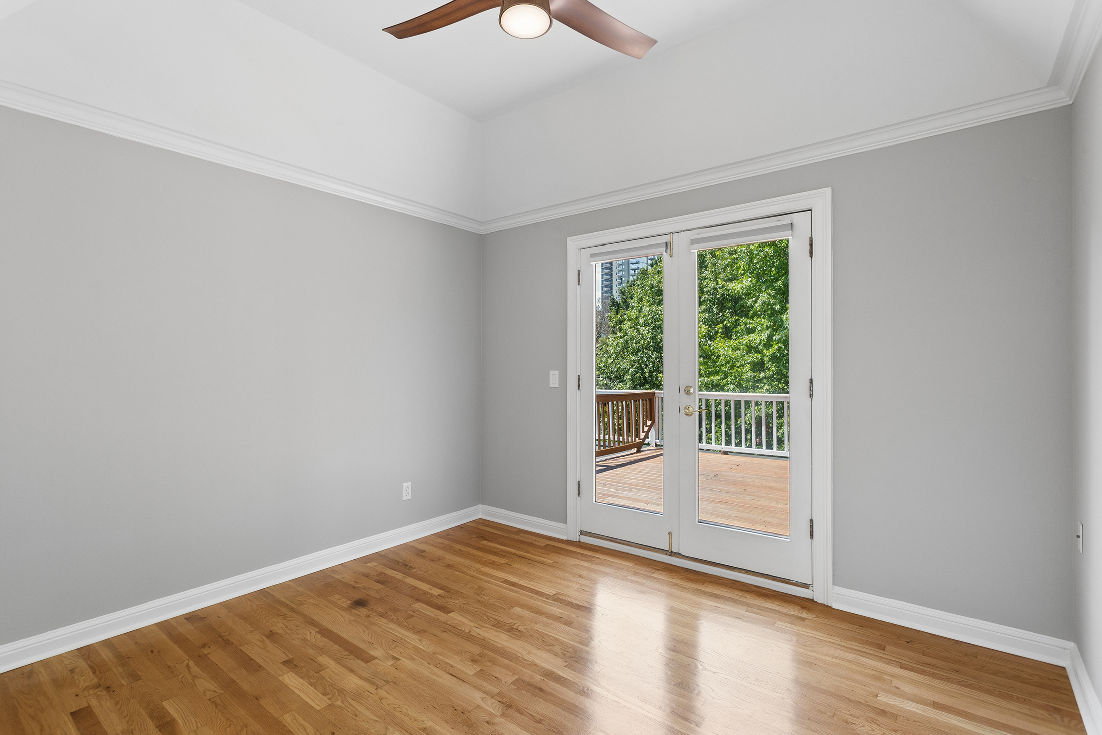  Spacious Midtown Condo with a Rooftop Patio, Storage Unit, and Bonus Room - 物件實景