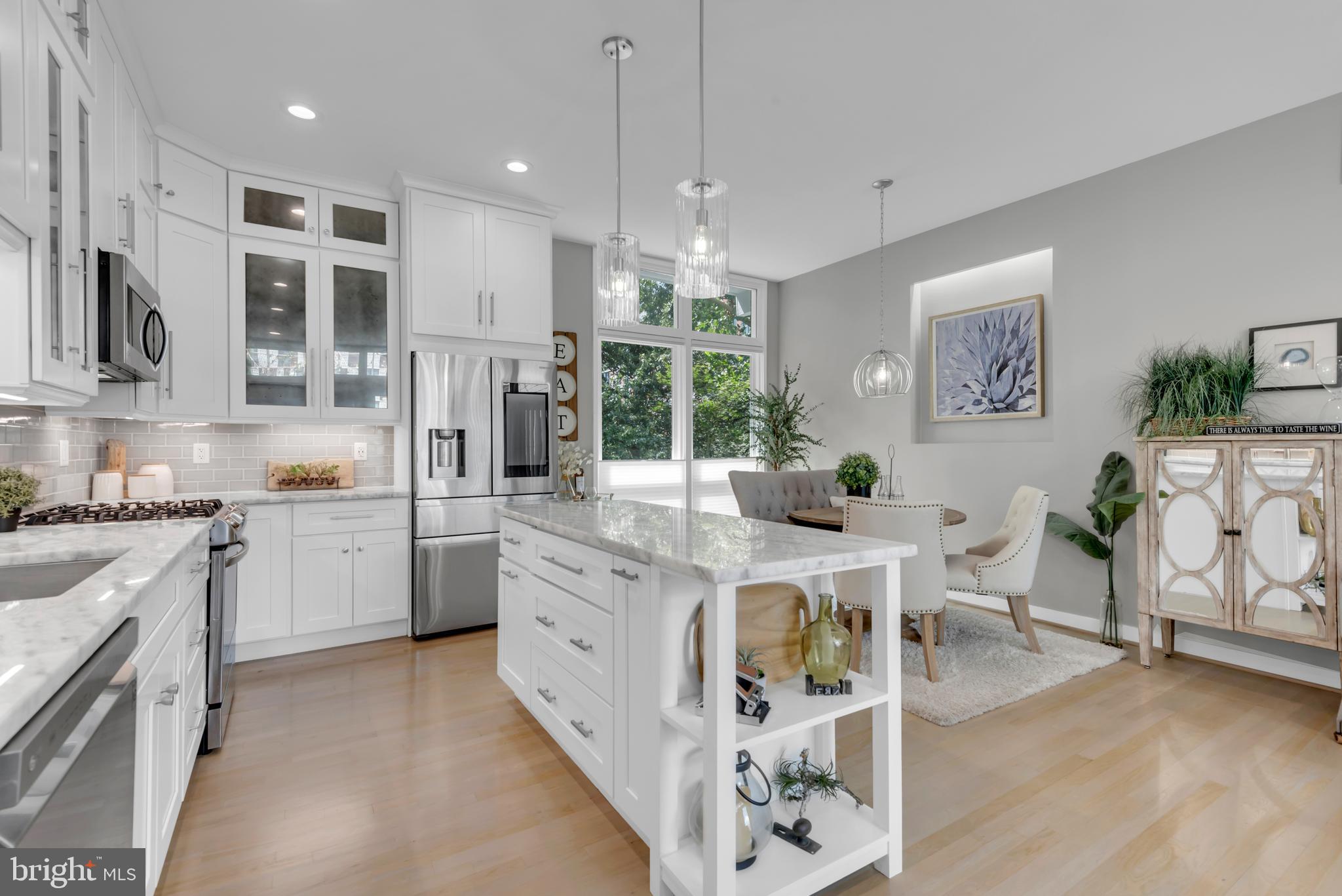 Washington, District of Columbia, 20024, United States, 3 Bedrooms Bedrooms, ,3 BathroomsBathrooms,Residential,For Sale,1943567