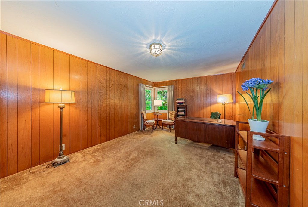 Fish Camp, California, 93623, United States, 5 Bedrooms Bedrooms, ,2 BathroomsBathrooms,Residential,For Sale,1881332