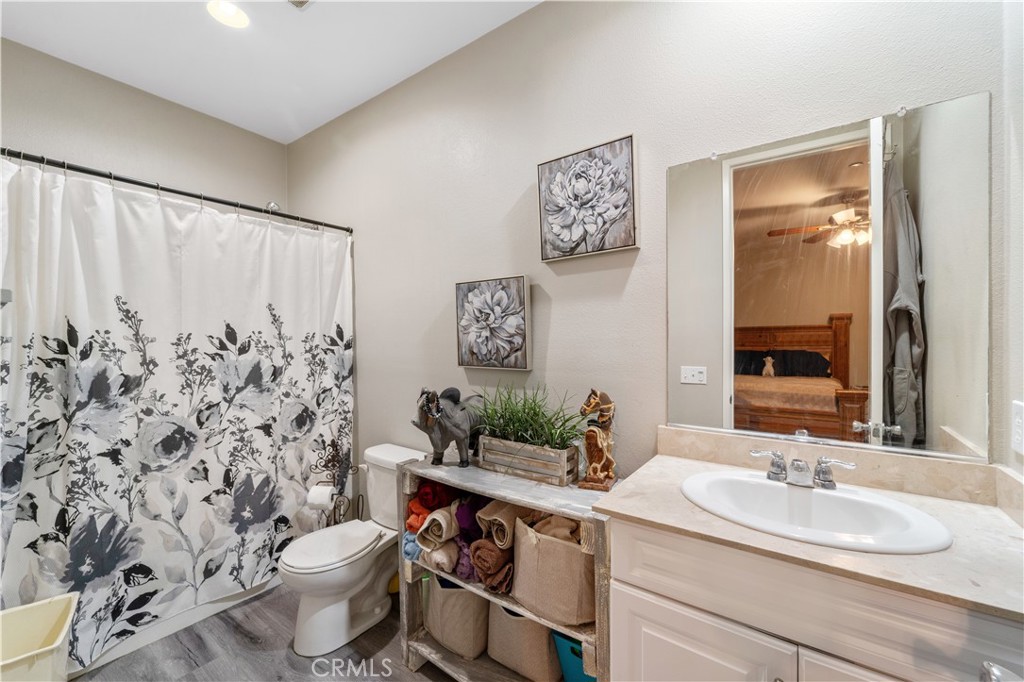 Perris, California, 92570, United States, 5 Bedrooms Bedrooms, ,2 BathroomsBathrooms,Residential,For Sale,2008140