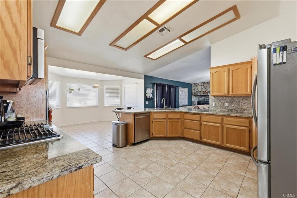 Apple Valley, California, 92307, United States, 4 Bedrooms Bedrooms, ,3 BathroomsBathrooms,Residential,For Sale,1995123