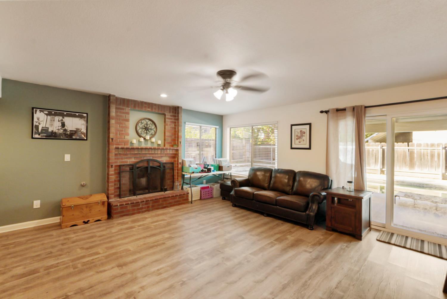 Modesto, California, 95355, United States, 4 Bedrooms Bedrooms, ,3 BathroomsBathrooms,Residential,For Sale,1981572