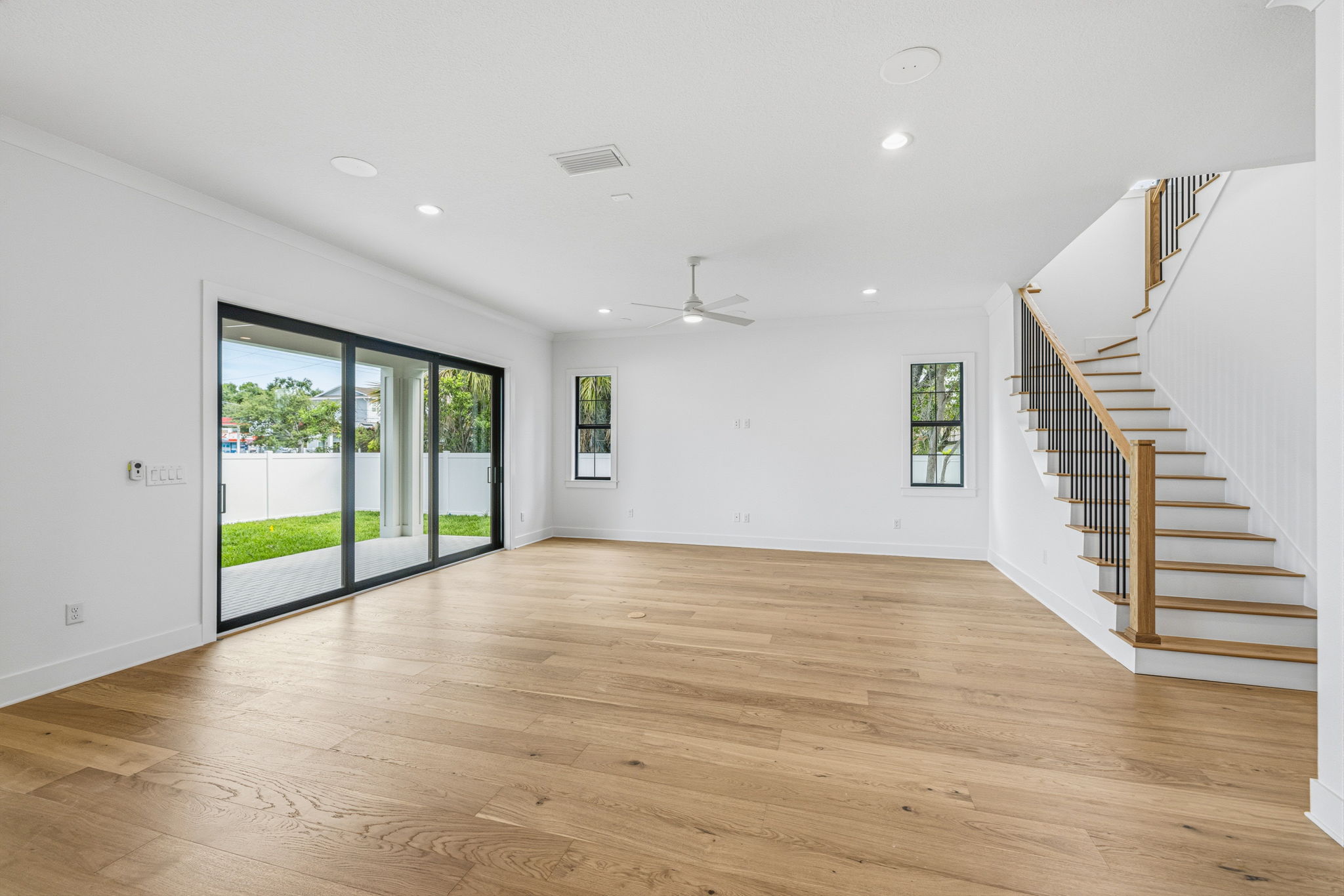 Tampa, Florida, 33611, United States, 4 Bedrooms Bedrooms, ,4 BathroomsBathrooms,Residential,For Sale,2009743