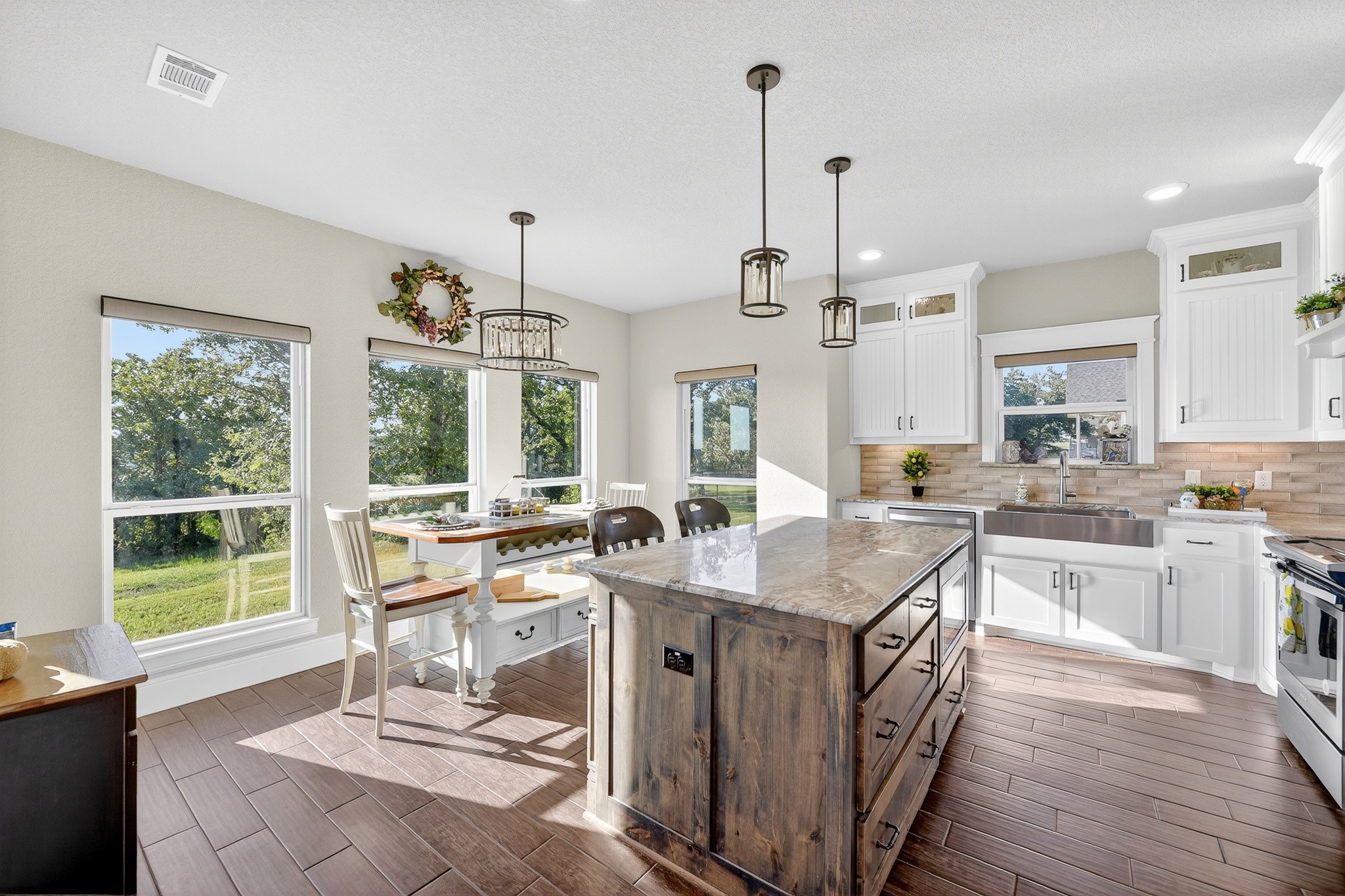 Paradise, Texas, 76073, United States, 3 Bedrooms Bedrooms, ,2 BathroomsBathrooms,Residential,For Sale,1996854