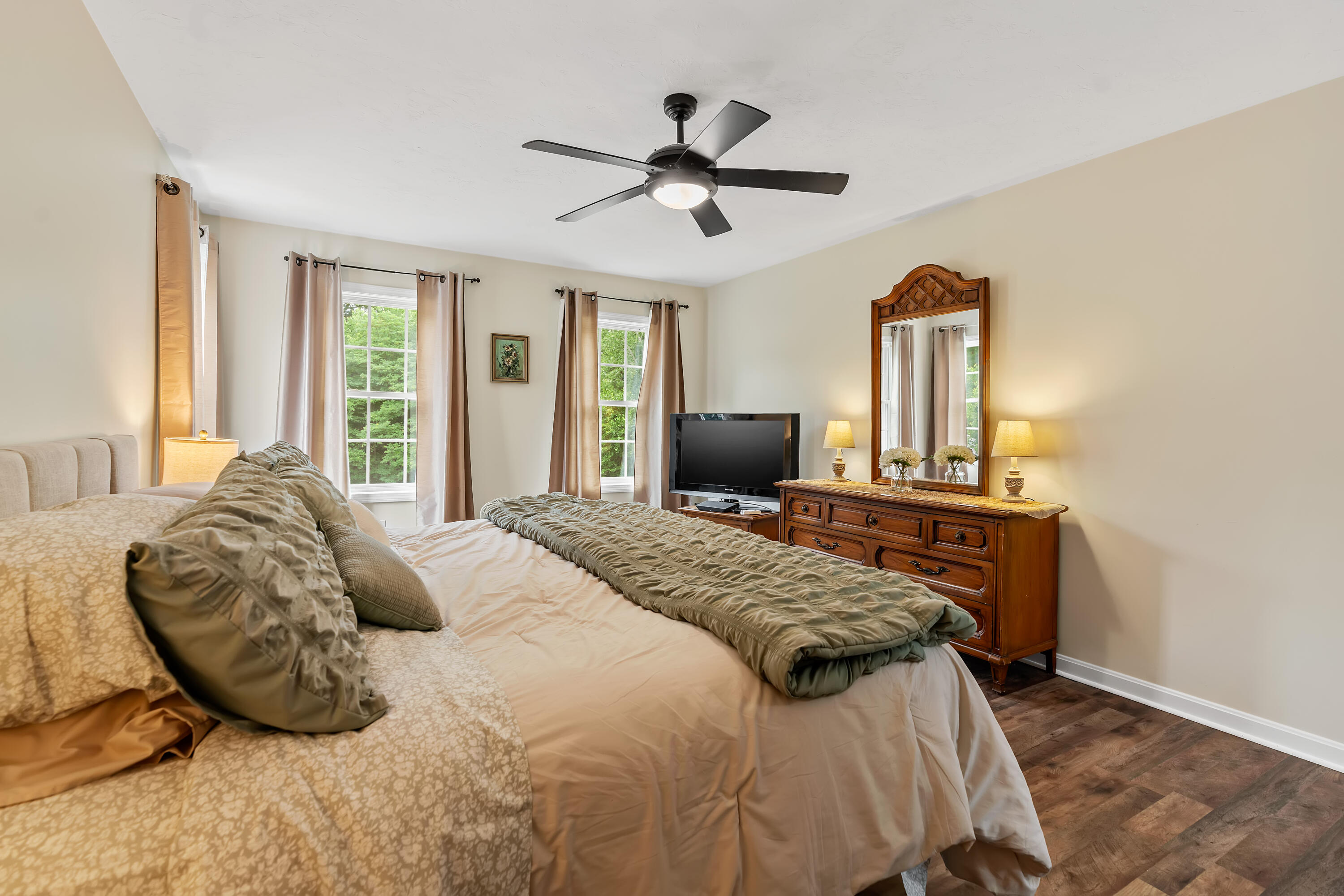  2 Ture Lane, Holbrook, MA, 02343 - 物件實景