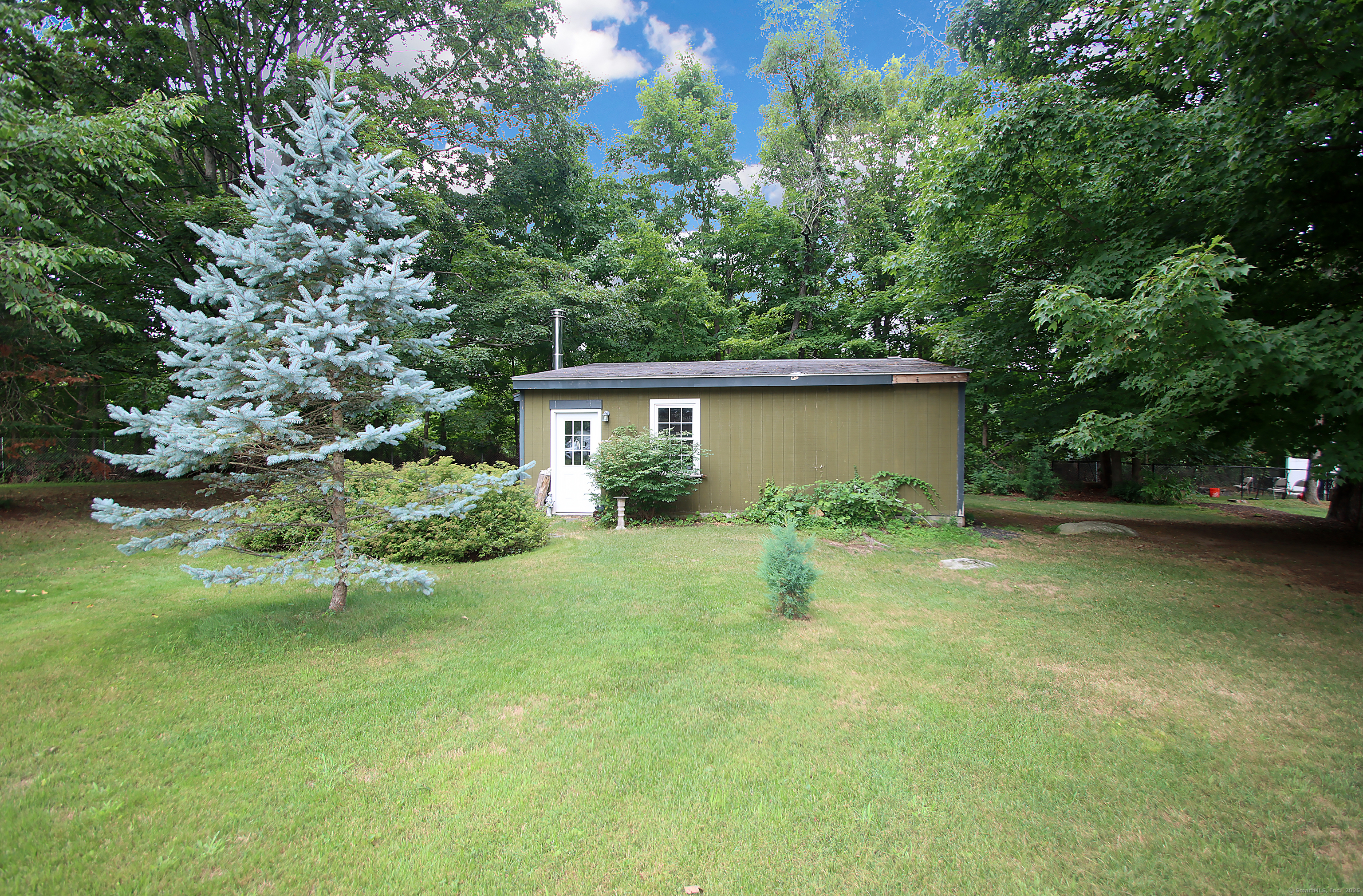 Bethel, Connecticut, 06801, United States, 3 Bedrooms Bedrooms, ,3 BathroomsBathrooms,Residential,For Sale,1906935