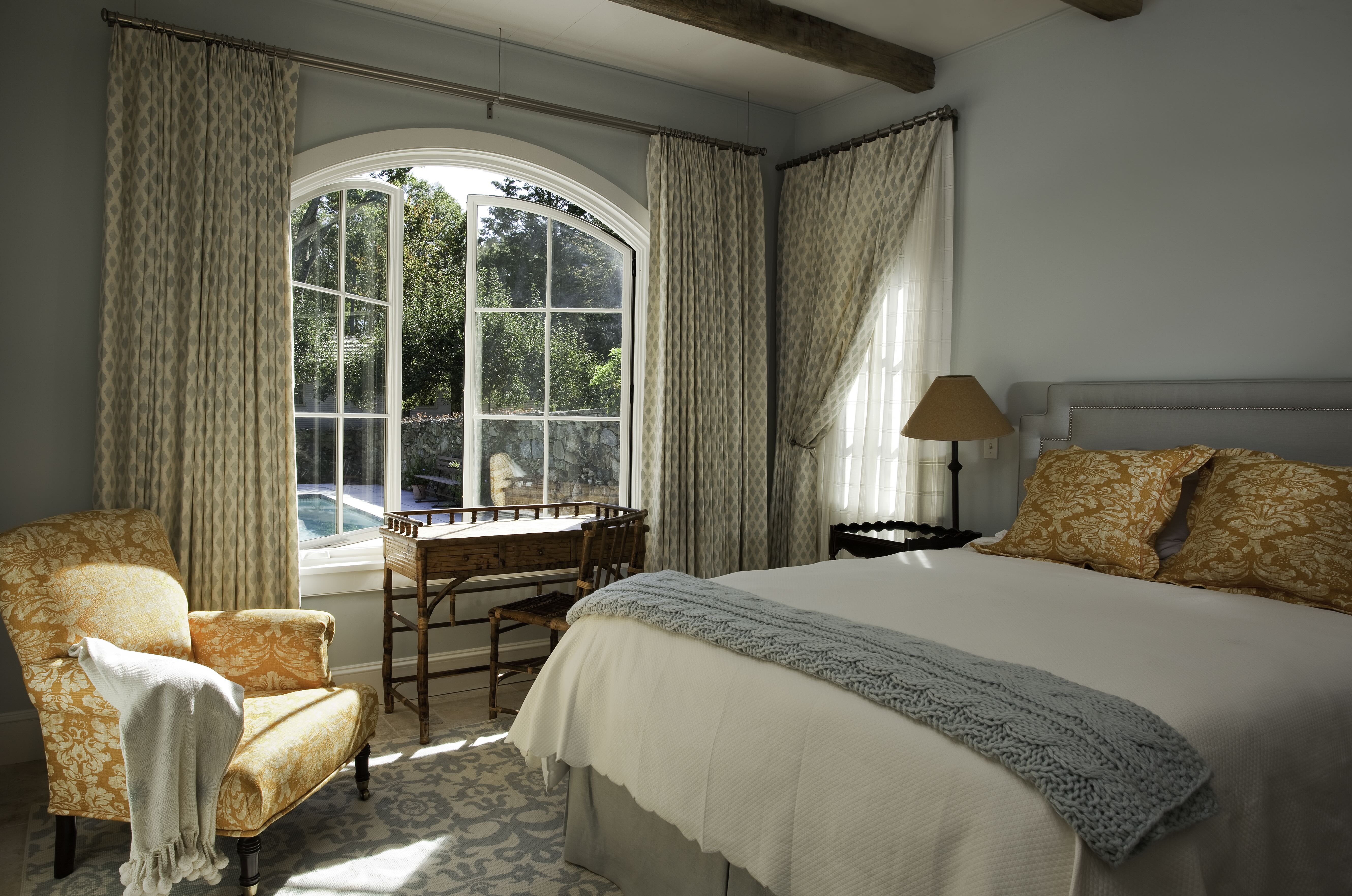  Hilltop Estate Offers Old World Elegance & Modern Luxury - 物件實景