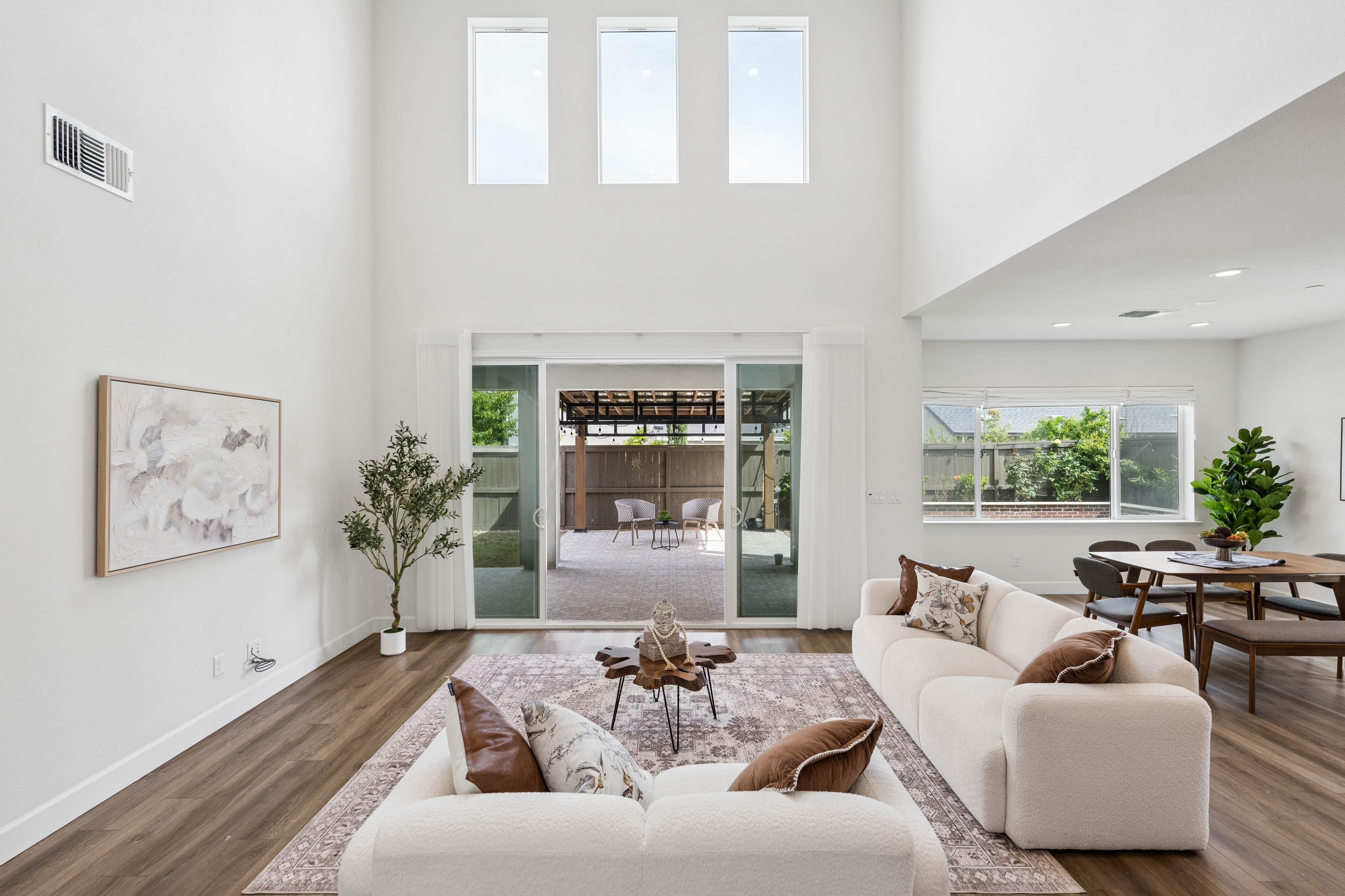  Elevated Living Meets Modern Comfort - 物件實景