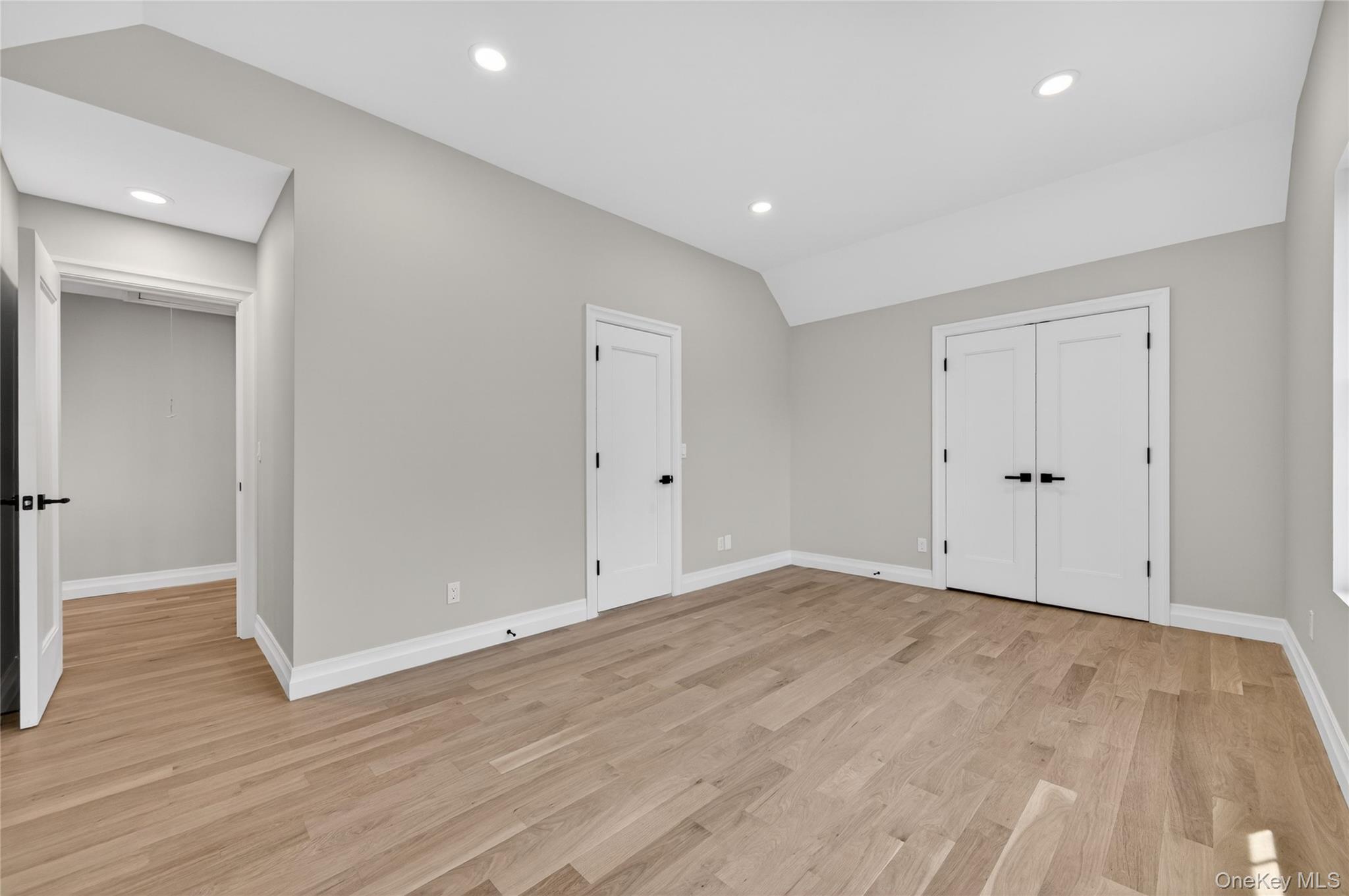  15 Ridge Drive, Port Washington, NY, 11050 - 物件實景