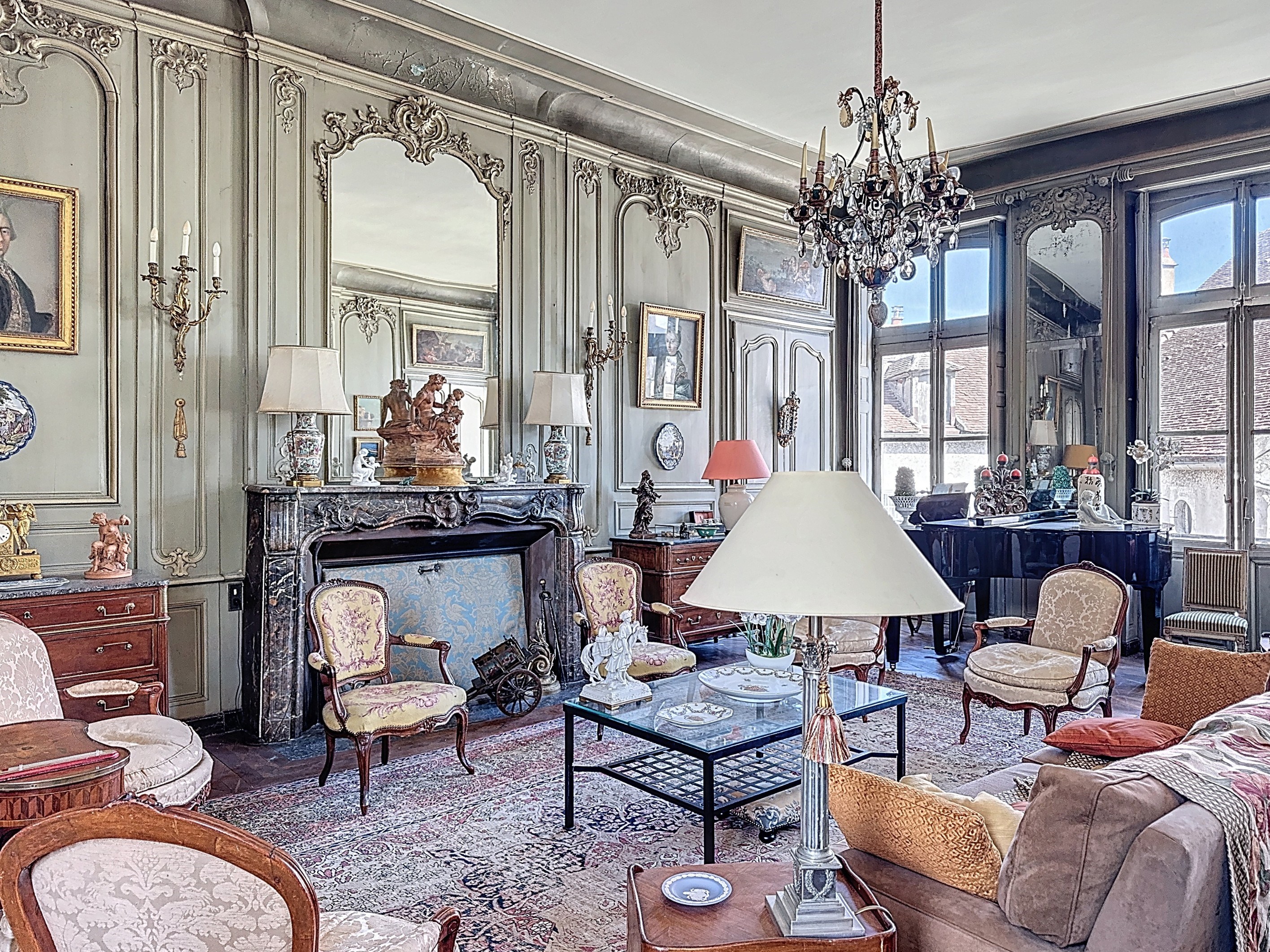  In the heart of Burgundy – 18th-century Private Mansion listed as a Historic Mo… - 物件實景