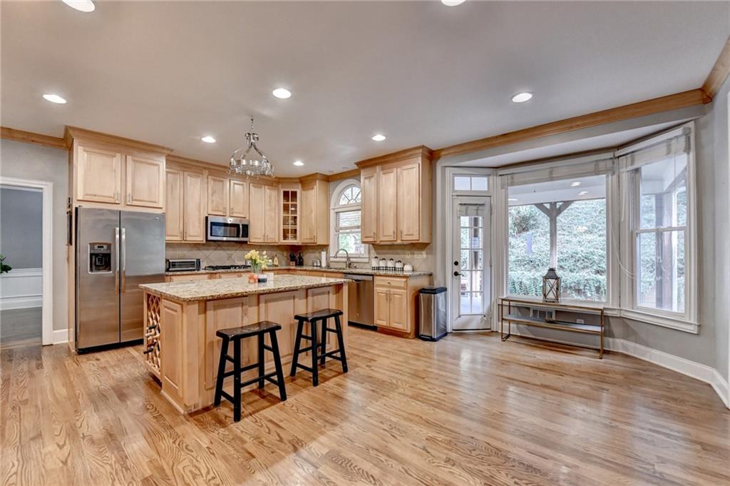 Canton, Georgia, 30115, United States, 6 Bedrooms Bedrooms, ,5 BathroomsBathrooms,Residential,For Sale,2043227