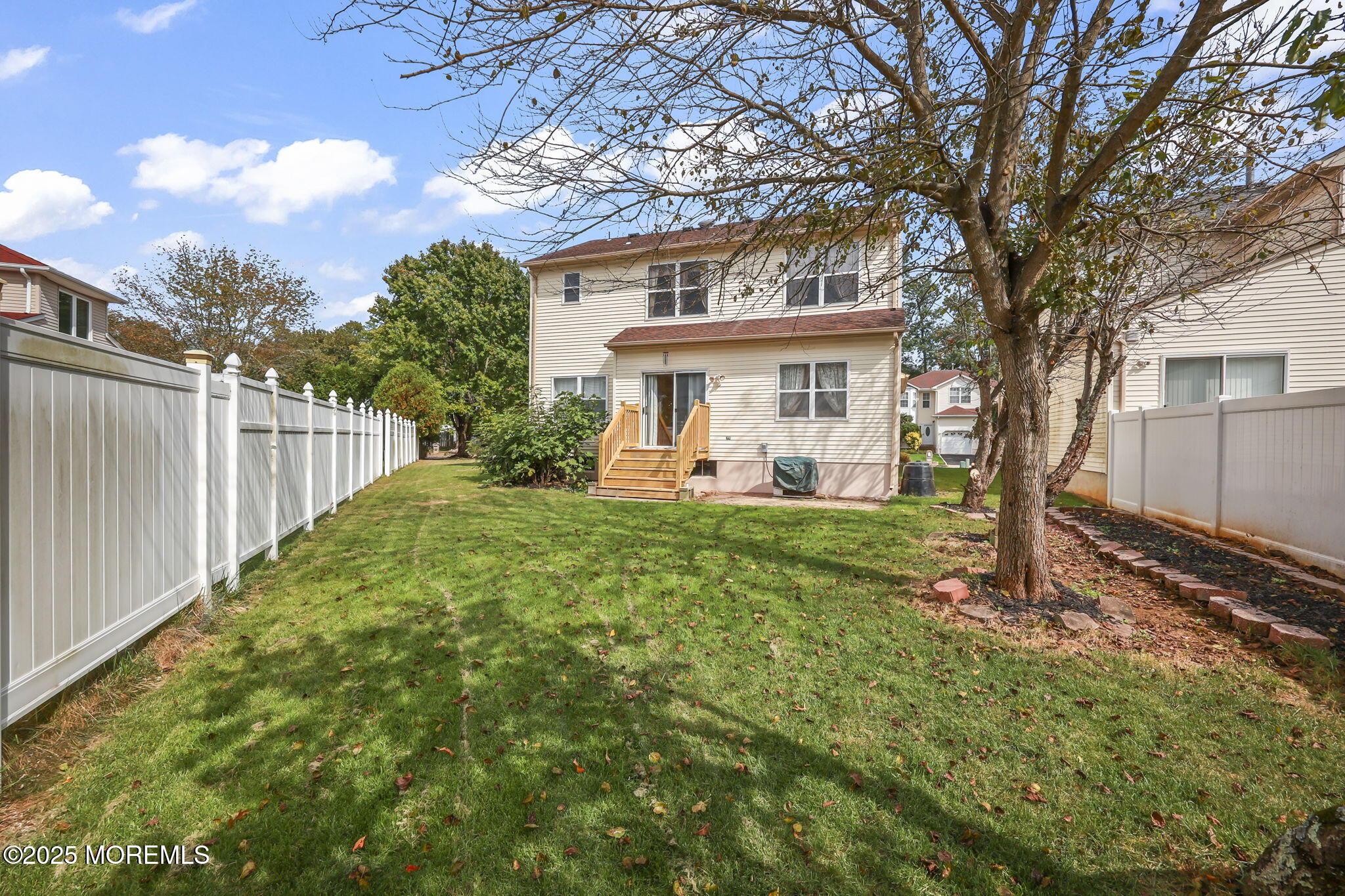 Marlboro, New Jersey, 07746, United States, 4 Bedrooms Bedrooms, ,3 BathroomsBathrooms,Residential,For Sale,1975668