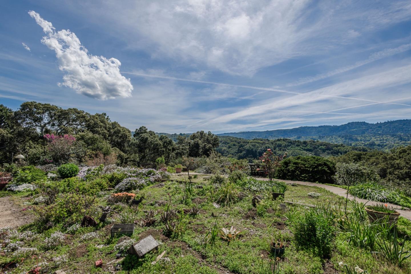 Portola Valley, California, 94028, United States, 4 Bedrooms Bedrooms, ,3 BathroomsBathrooms,Residential,For Sale,1752962