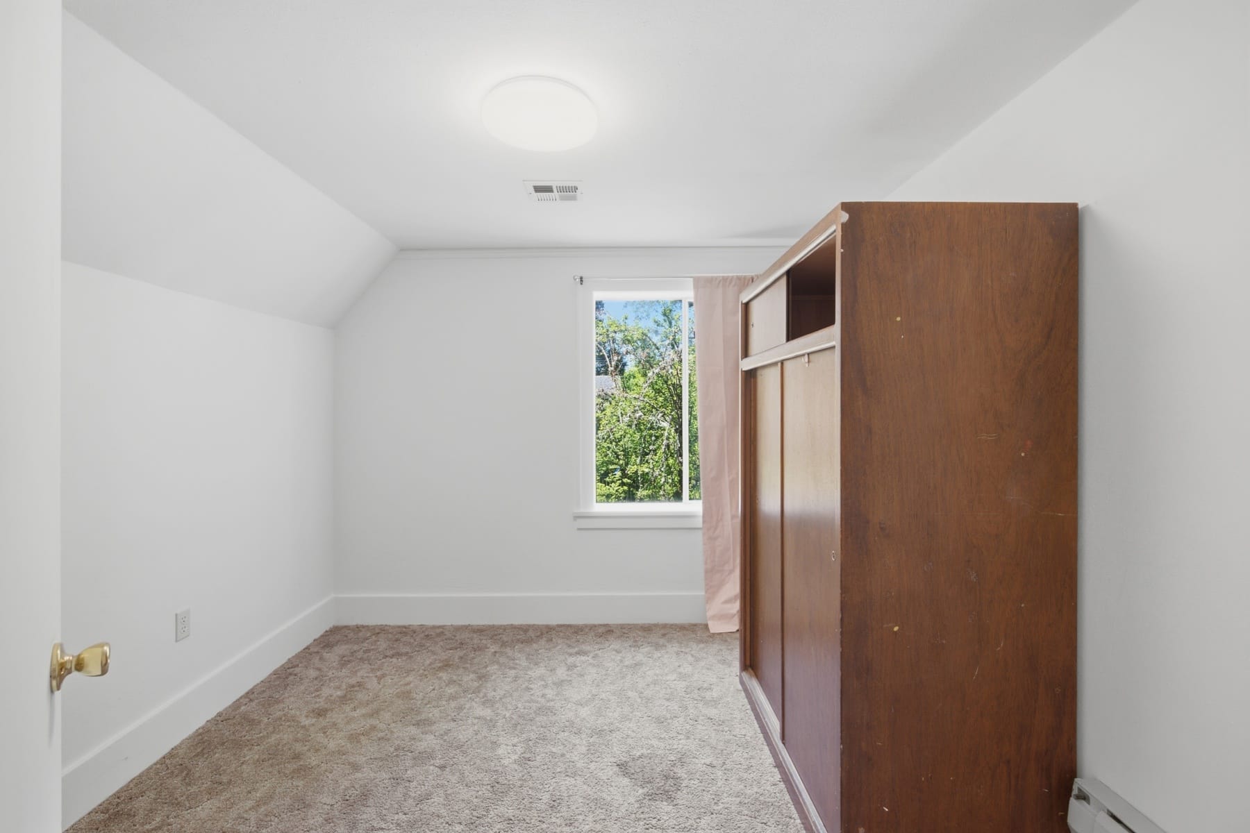 220 NW A Street Grants Pass, OR 97526 - 物件實景