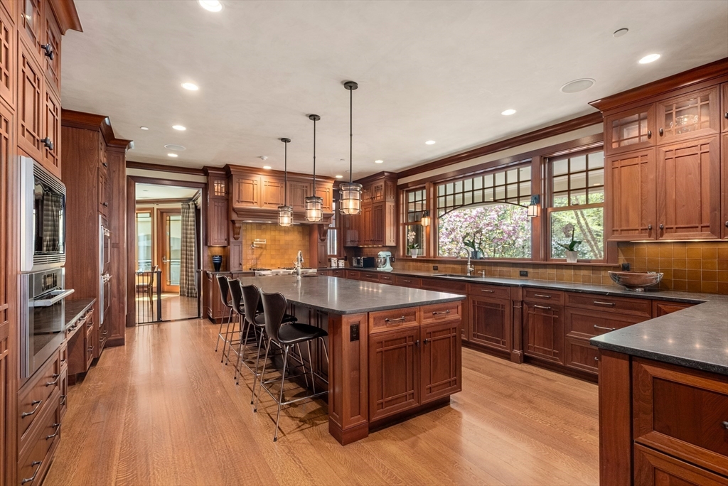 Weston, Massachusetts, 02493, United States, 6 Bedrooms Bedrooms, ,11 BathroomsBathrooms,Residential,For Sale,1938704