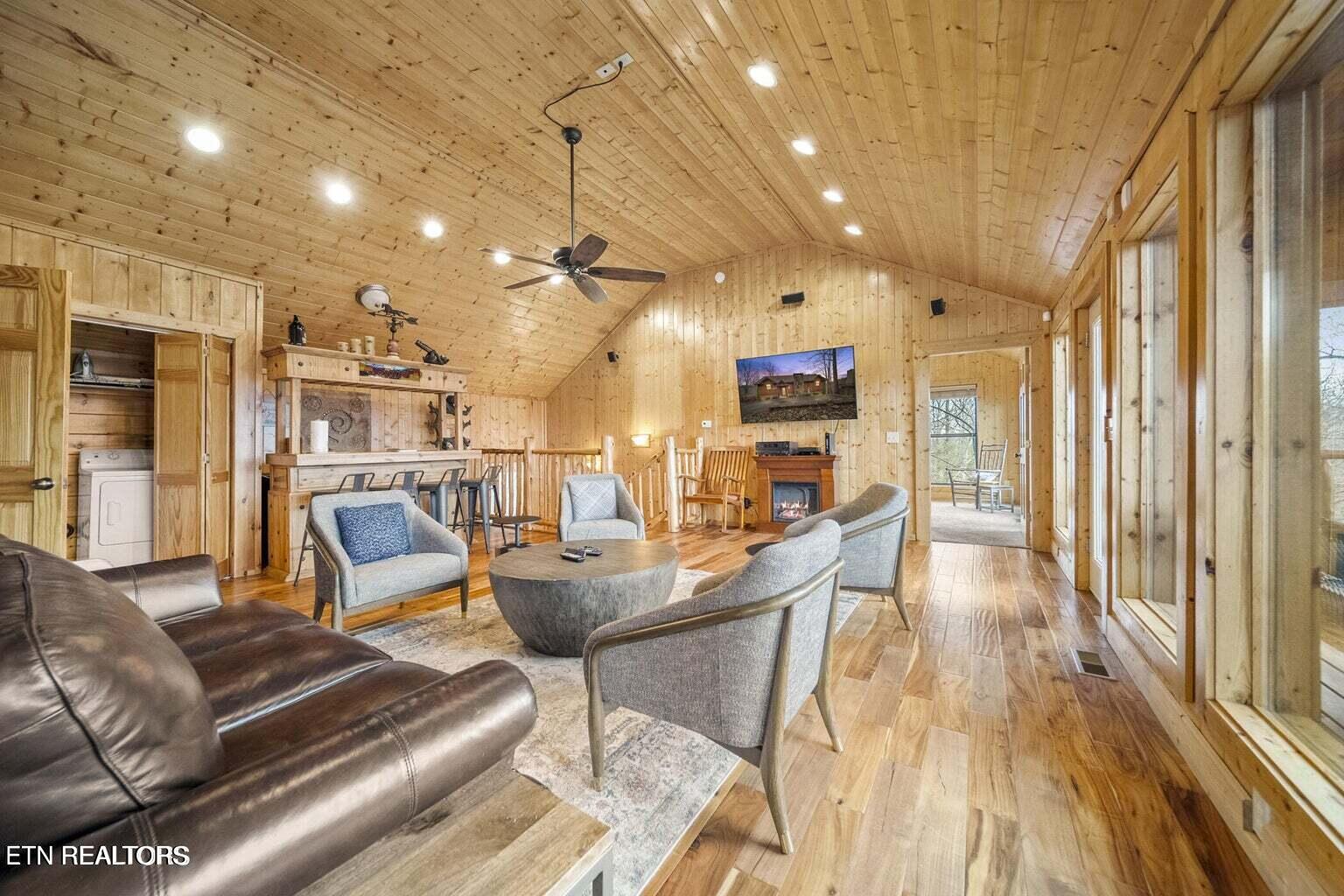 922 Scenic Tr, Gatlinburg, Tennessee, 37738, United States, 3 Bedrooms Bedrooms, ,3 BathroomsBathrooms,Residential,For Sale,922 Scenic Tr,1483117
