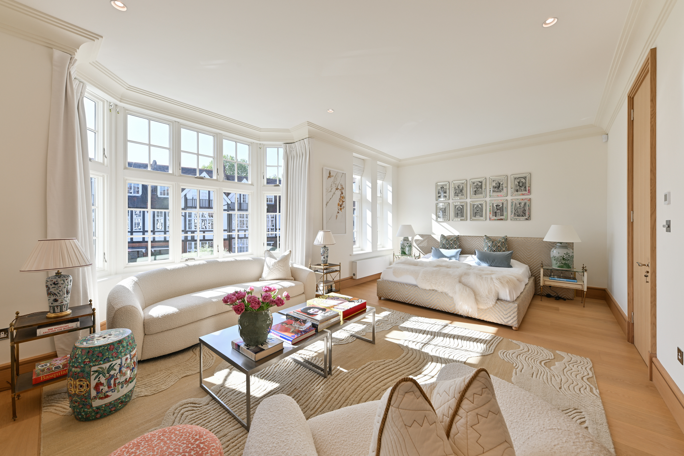  Beautiful family house overlooking Queen’s Elm Square - 物件實景
