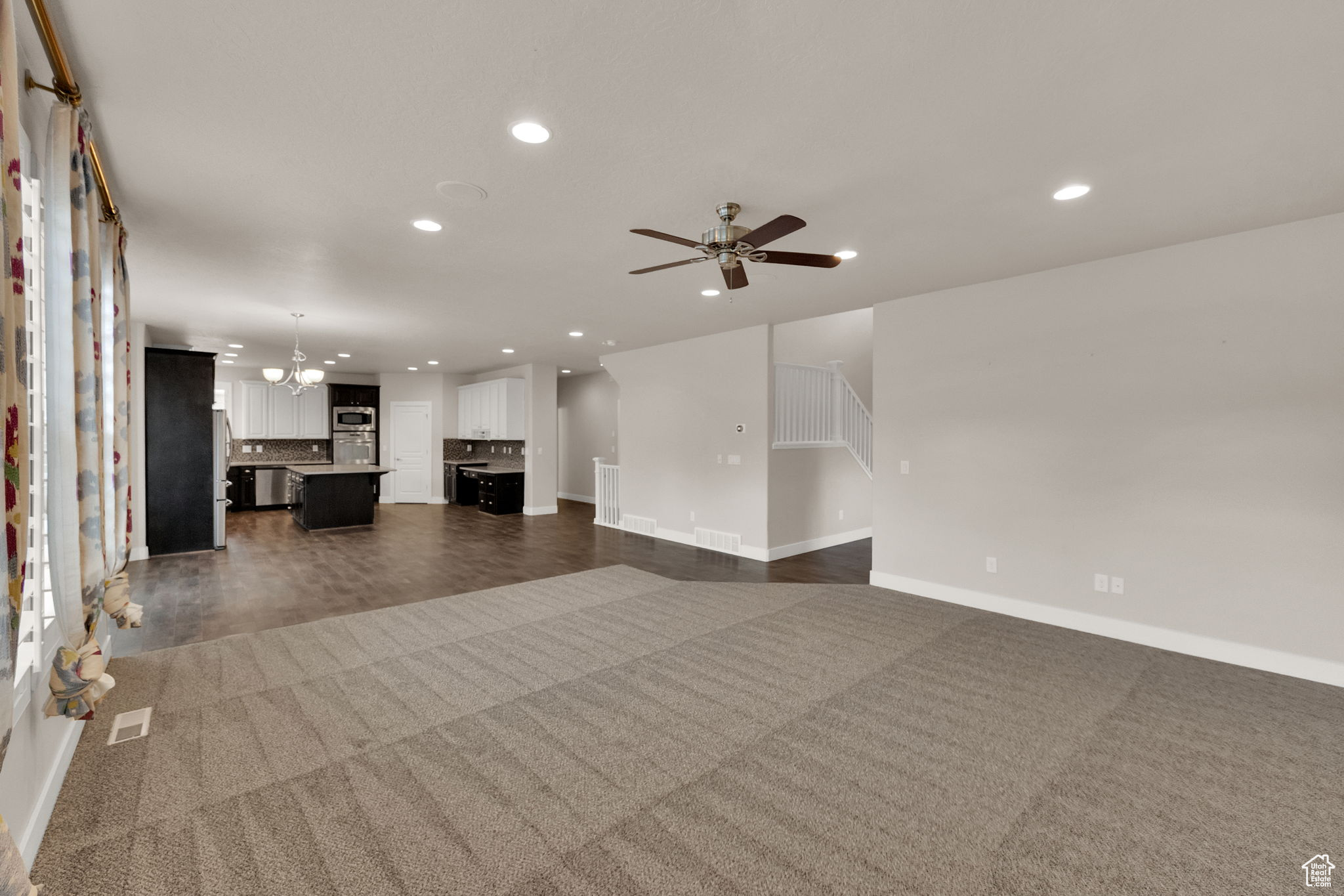 Herriman, Utah, 84096, United States, 5 Bedrooms Bedrooms, ,3 BathroomsBathrooms,Residential,For Sale,1991477