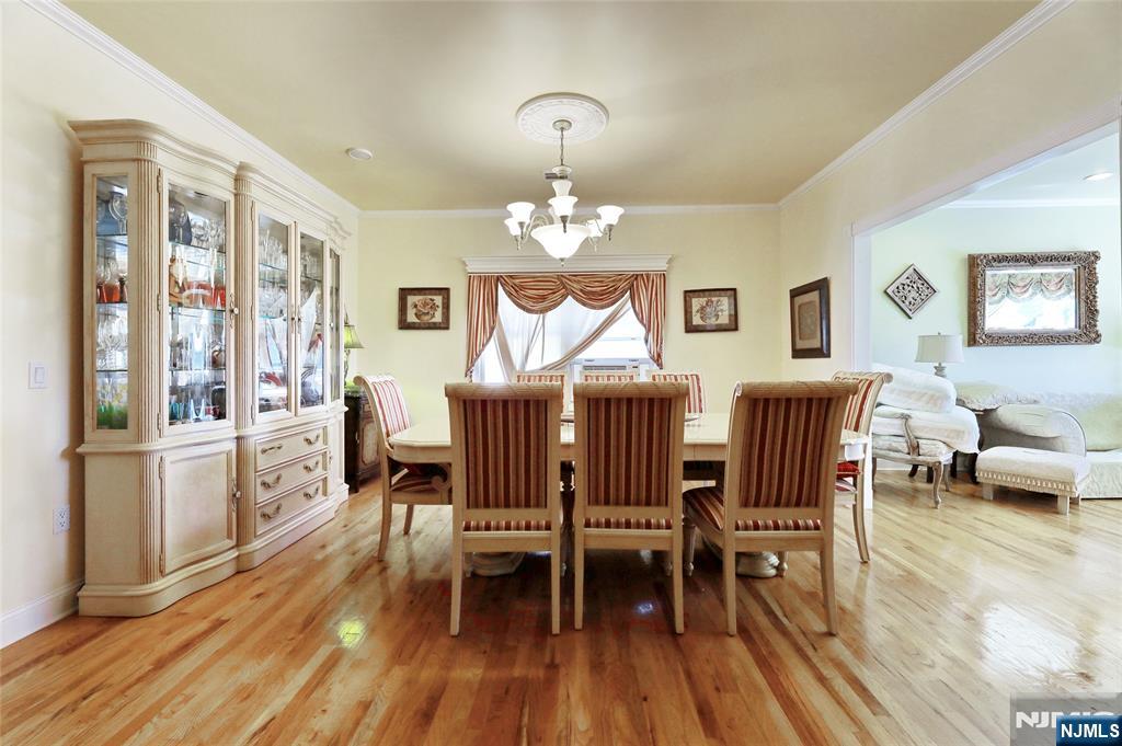 North Arlington, New Jersey, 07031, United States, 6 Bedrooms Bedrooms, ,4 BathroomsBathrooms,Residential,For Sale,1974124