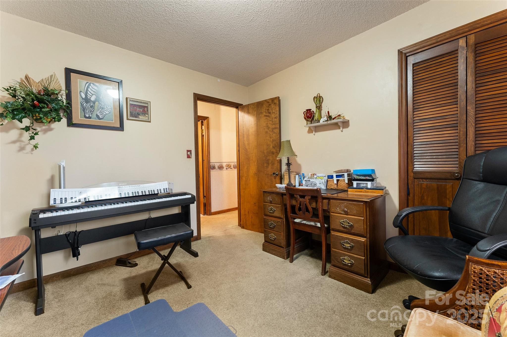 Leicester, North Carolina, 28748, United States, 3 Bedrooms Bedrooms, ,2 BathroomsBathrooms,Residential,For Sale,1938256