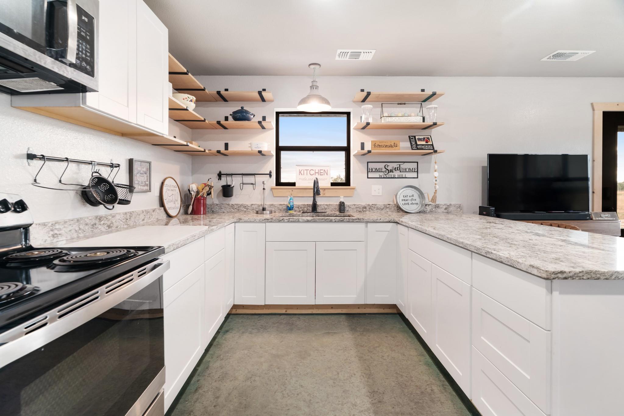 Roxton, Texas, 75477, United States, 3 Bedrooms Bedrooms, ,3 BathroomsBathrooms,Residential,For Sale,1982011