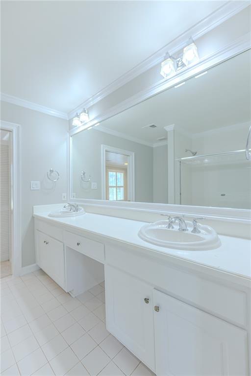 Atlanta, Georgia, 30350, United States, 5 Bedrooms Bedrooms, ,5 BathroomsBathrooms,Residential,For Sale,1987356