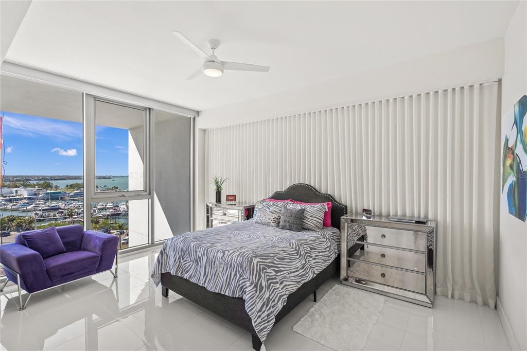 Sarasota, Florida, 34236, United States, 2 Bedrooms Bedrooms, ,3 BathroomsBathrooms,Residential,For Sale,1978058